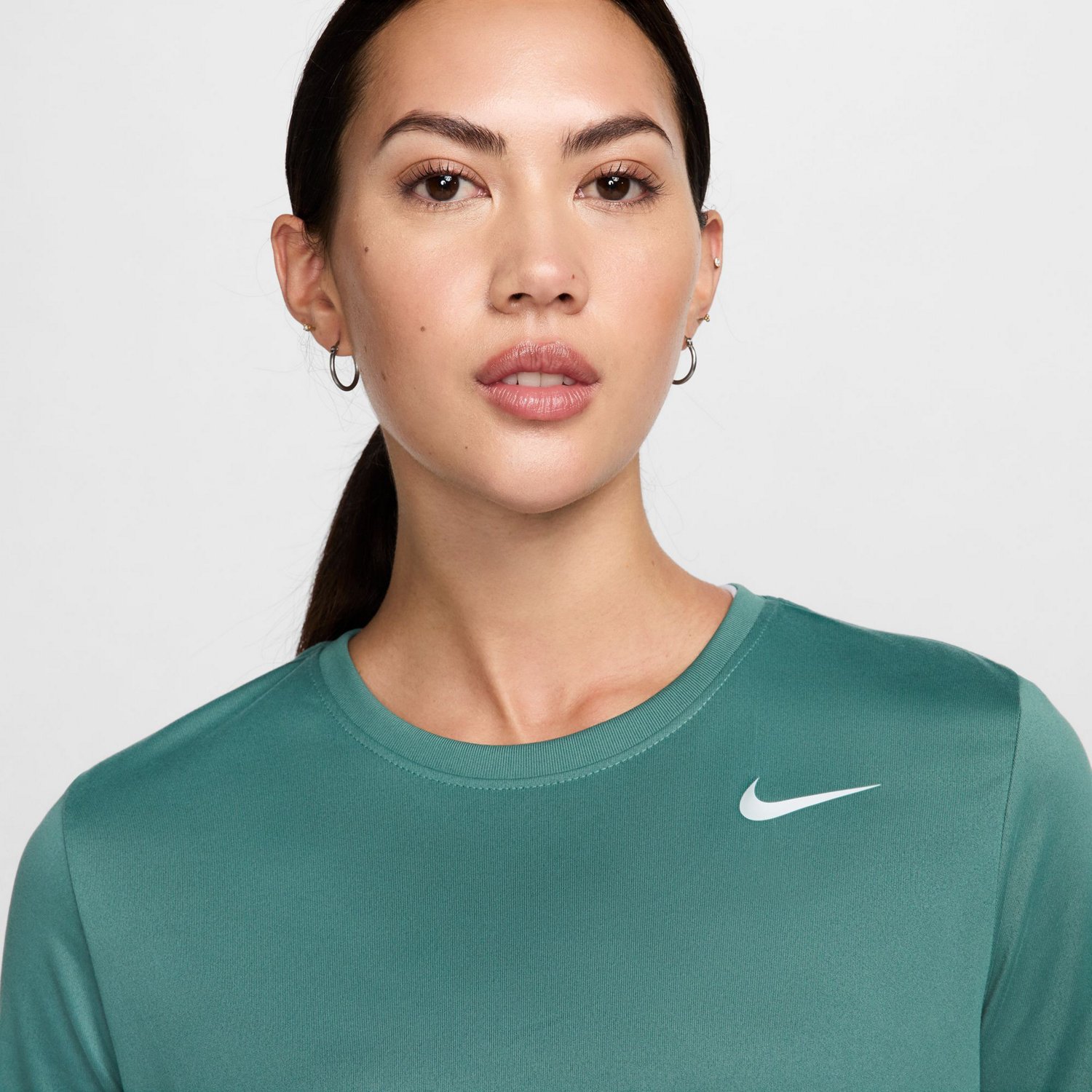 Nike Women's Dri-FIT Legend T-shirt                                                                                              - view number 4