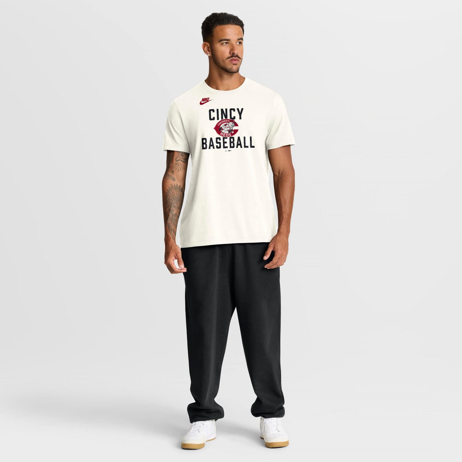 Nike Cincinnati Reds Cooperstown Collection 70s Inspired T-Shirt - view number 3