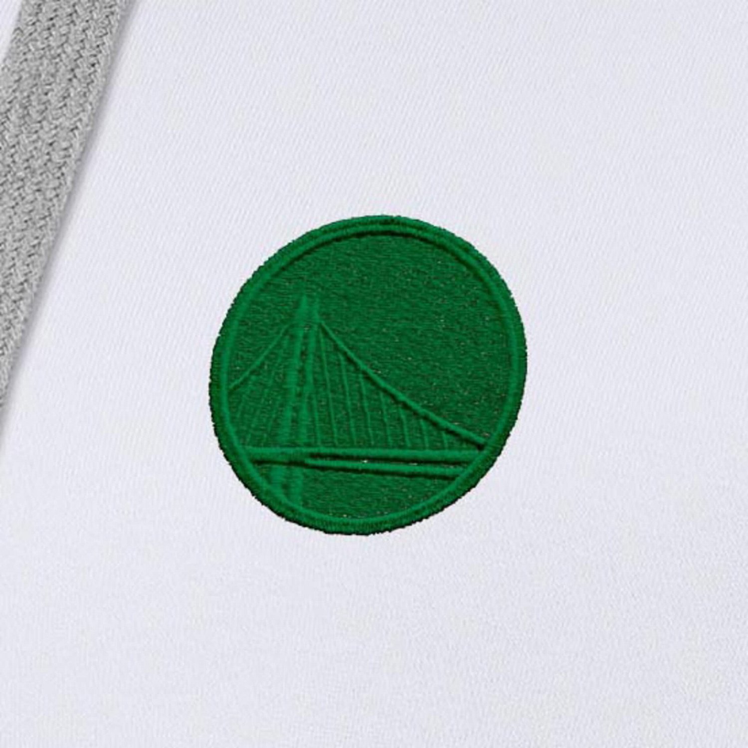 Antigua Kelly Golden State Warriors St Patrick's Day Victory Pullover Hoodie - view number 4