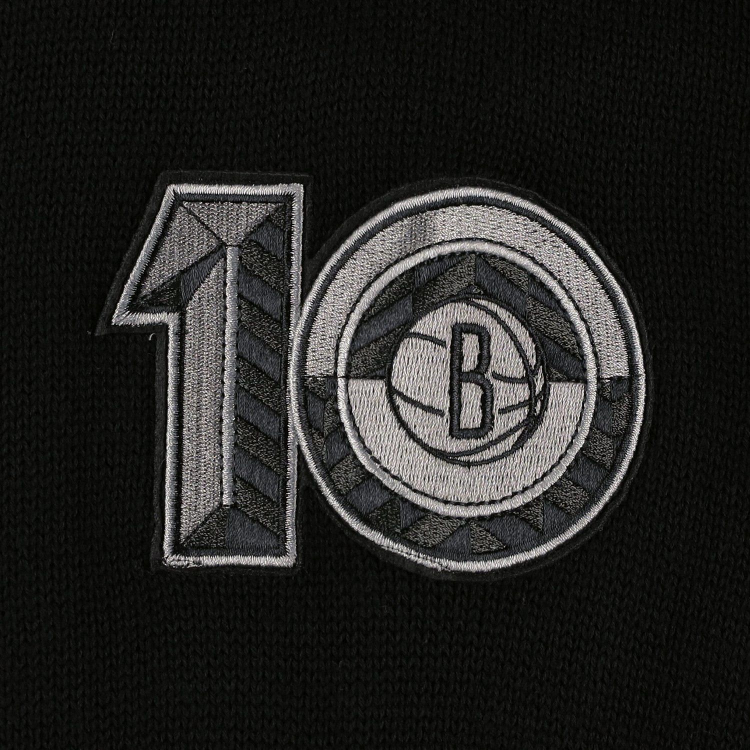 AUTHMADE Brooklyn Nets 10th Anniversary Pullover Sweater
