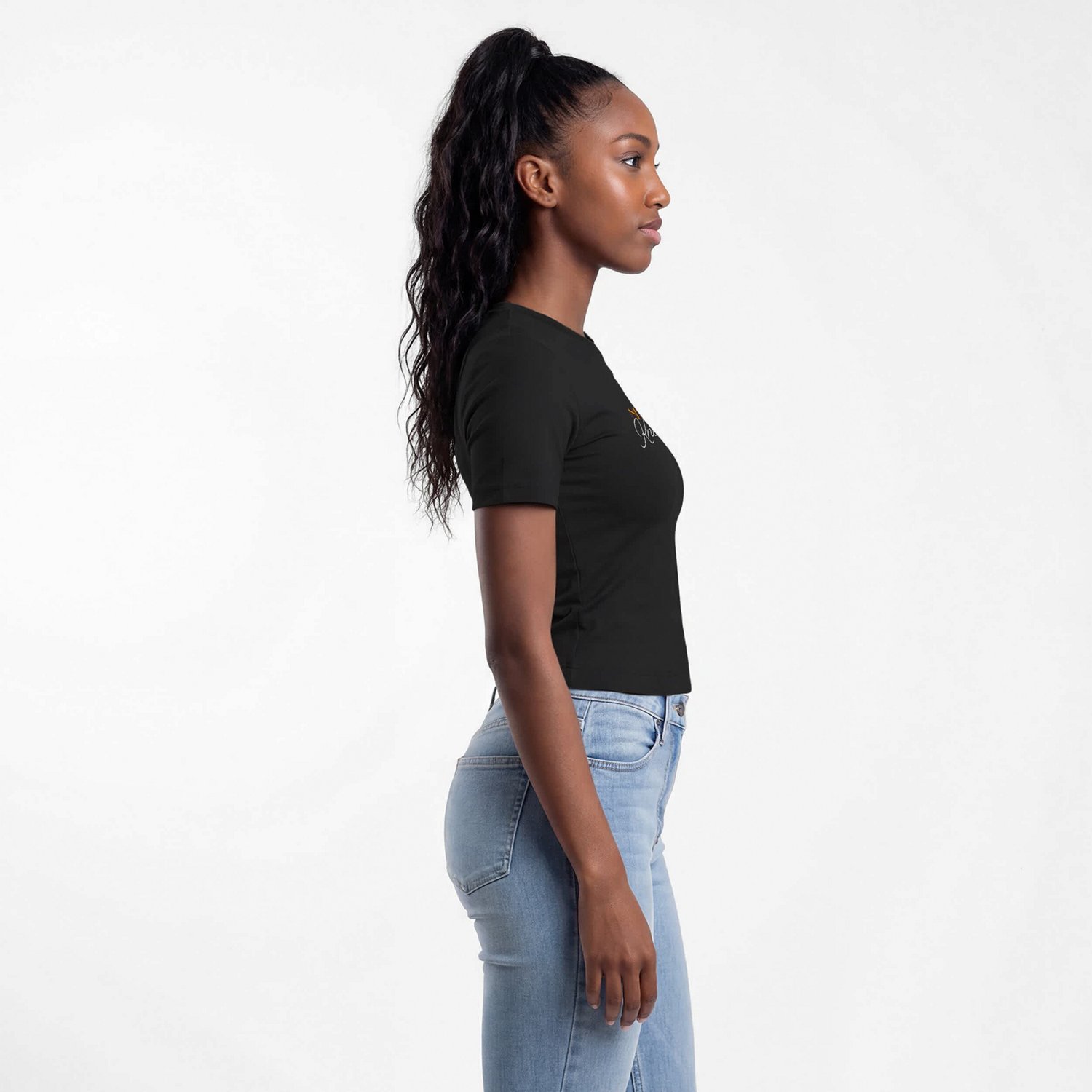 Champion New York Knicks Soft Touch Fitted Cropped T-Shirt - view number 4