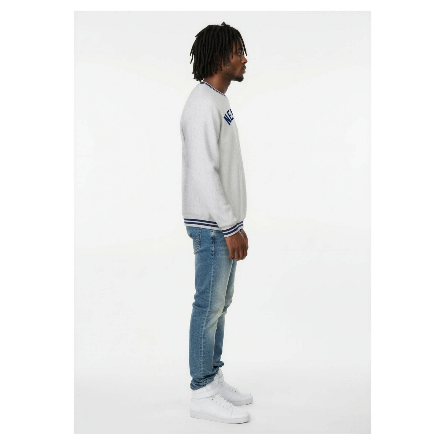 Champion New York Yankees Reverse Weave Sweatshirt - view number 3