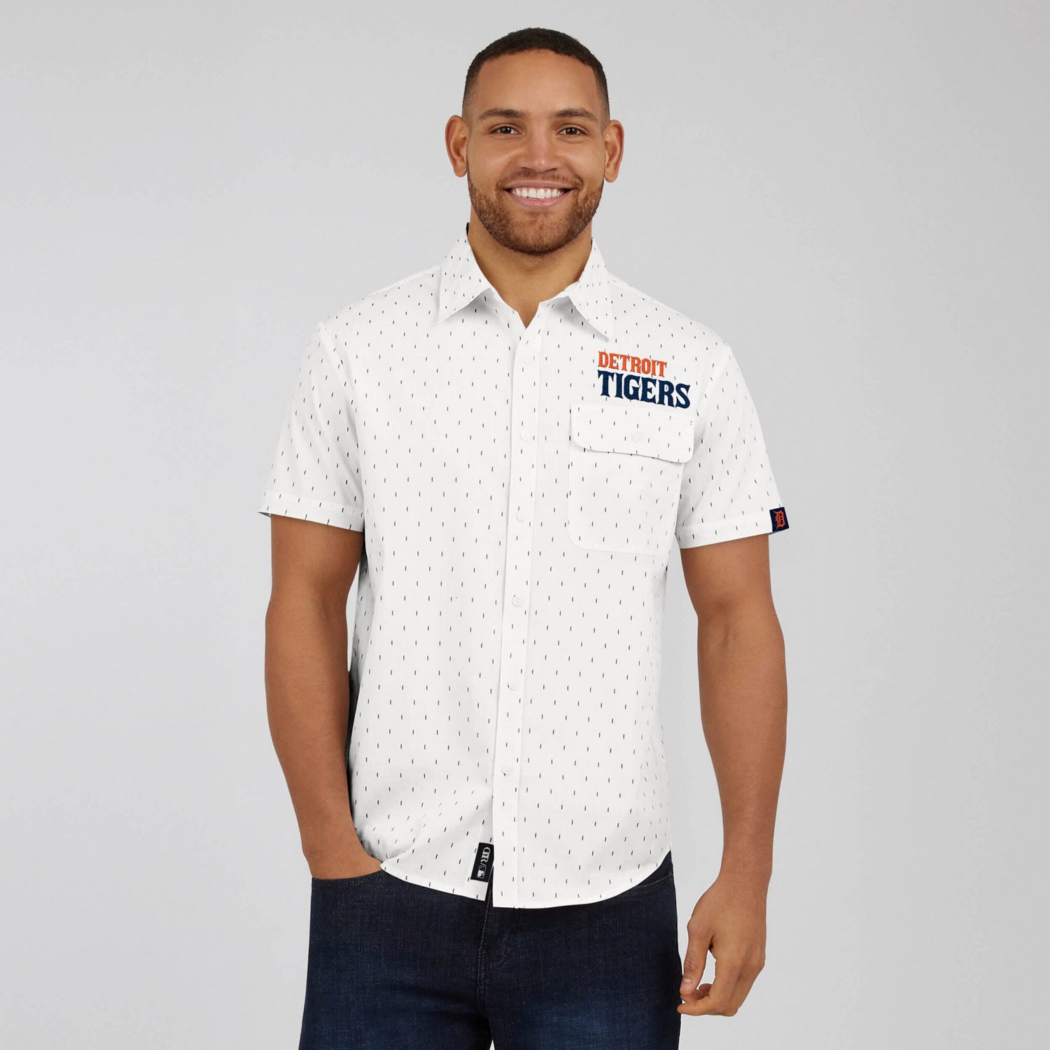 Darius Rucker Collection by Fanatics Detroit Tigers Printed Button-Down Shirt - view number 4