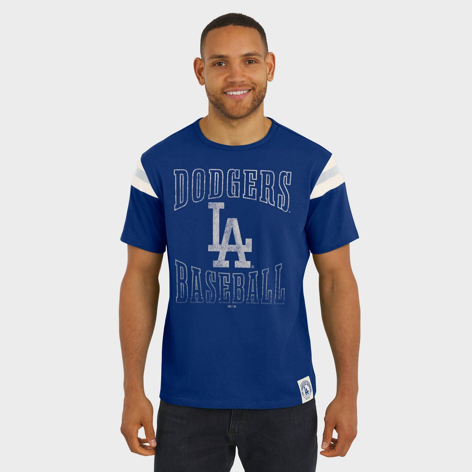 Darius Rucker Collection by Fanatics Los Angeles Dodgers Distressed Sleeve Stripe T-Shirt - view number 4
