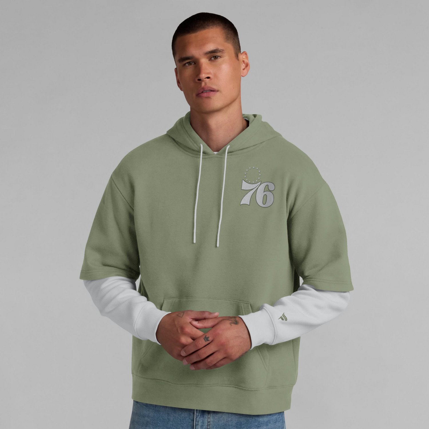 Fanatics Philadelphia 76ers Elements Sleek Pullover Hoodie - view number 4