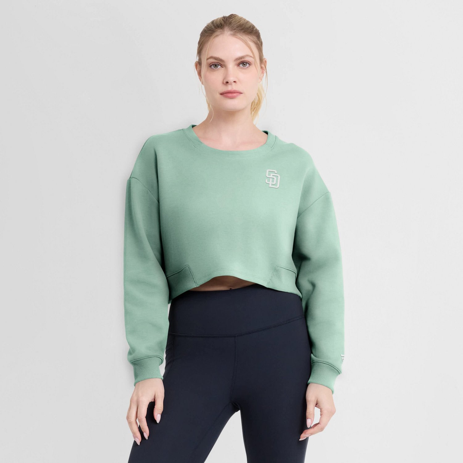 Fanatics San Diego Padres Relax Studio Cropped Pullover Sweatshirt - view number 4