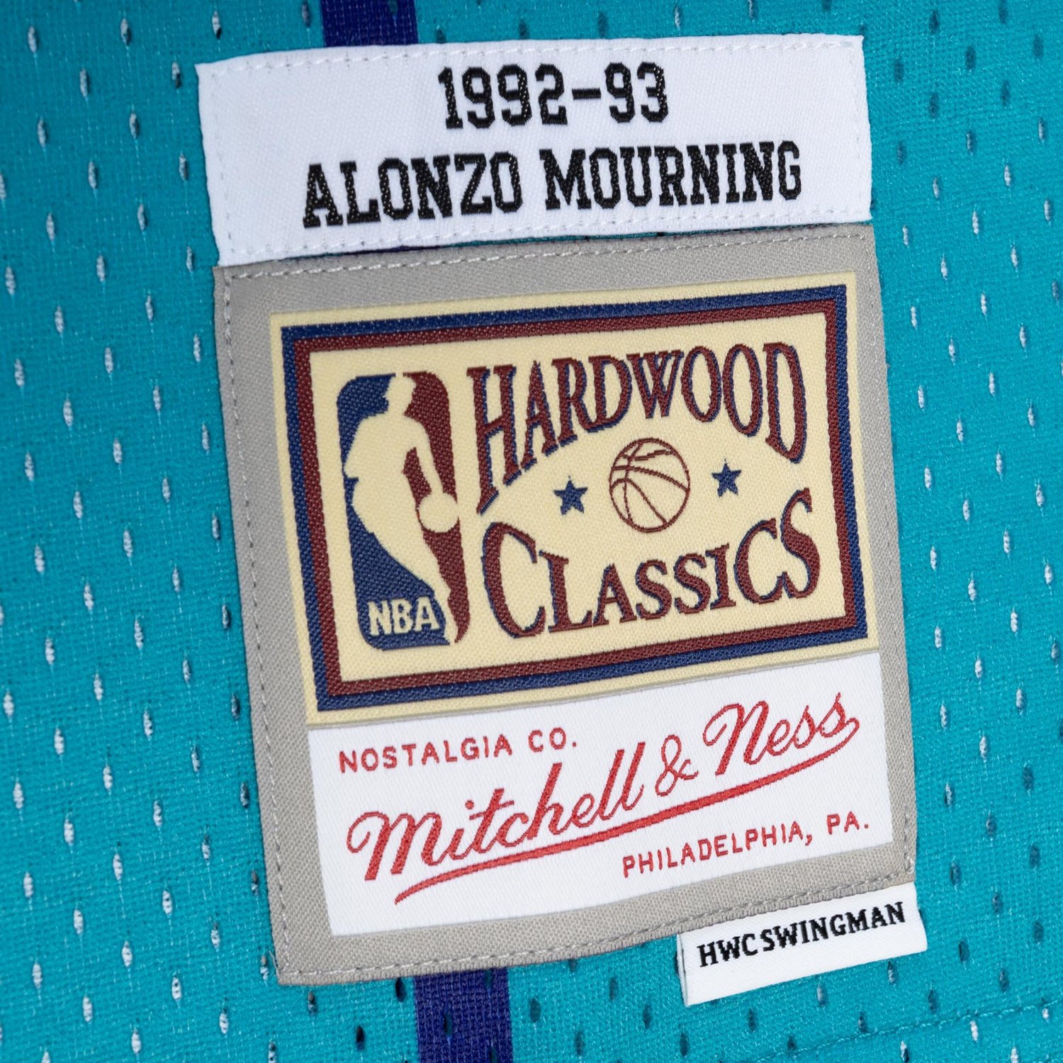 Mitchell  Ness Alonzo Mourning /Purple Charlotte Hornets Hardwood Classics 1992/93 Split Swingman Jersey                         - view number 4