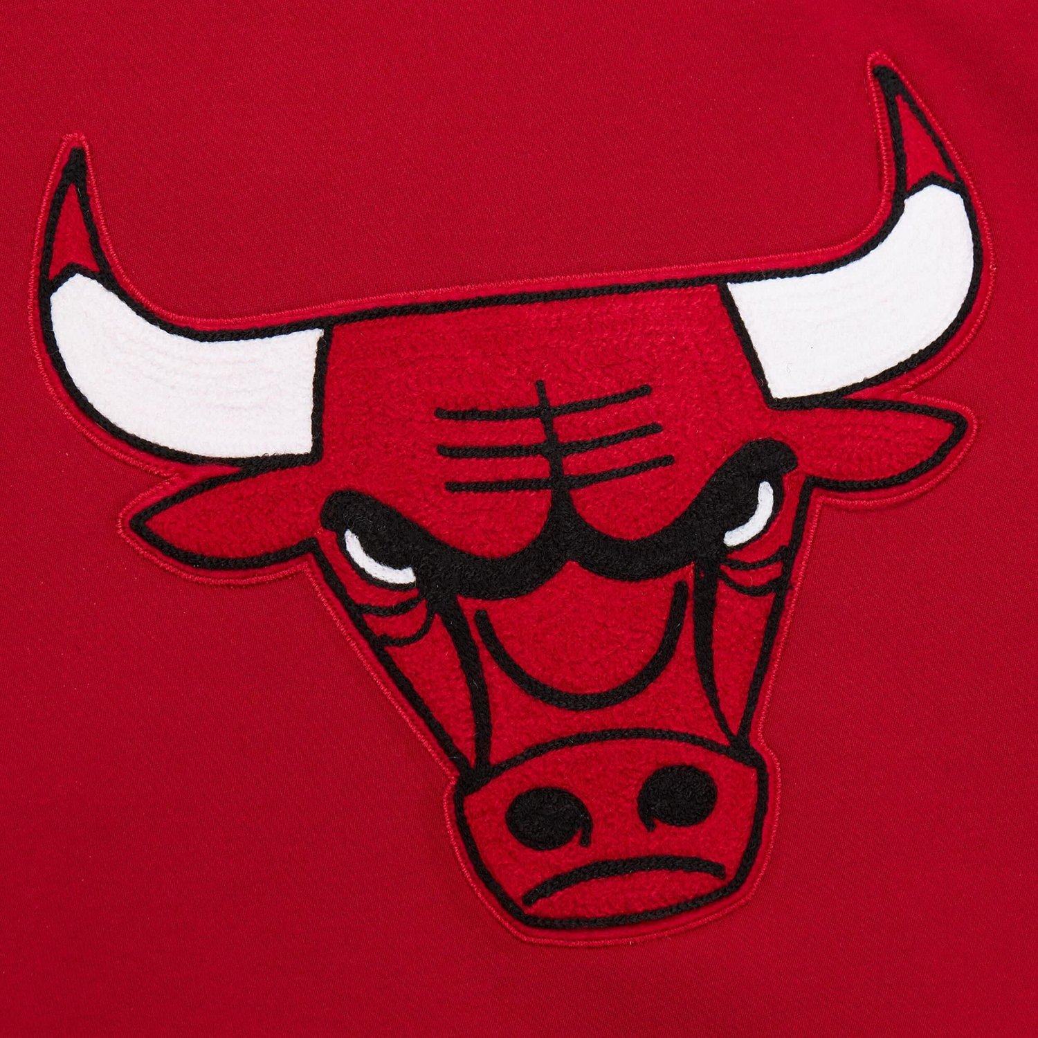 Mitchell  Ness Chicago Bulls Hardwood Classics Chainstitch Vintage Heavyweight Pullover Hoodie - view number 4