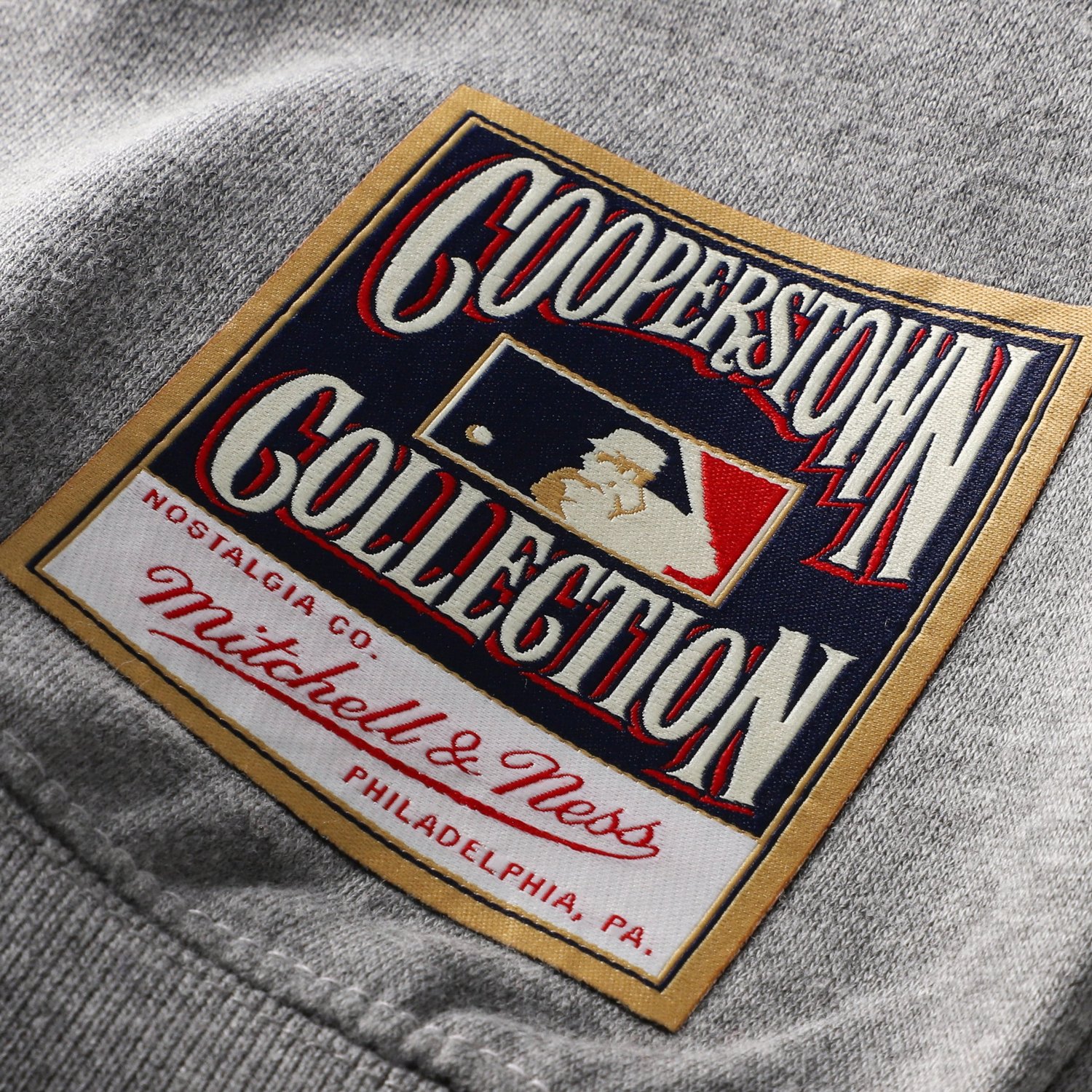 Mitchell  Ness Derek Jeter New York Yankees Classic Player Number Sweatshirt - view number 4