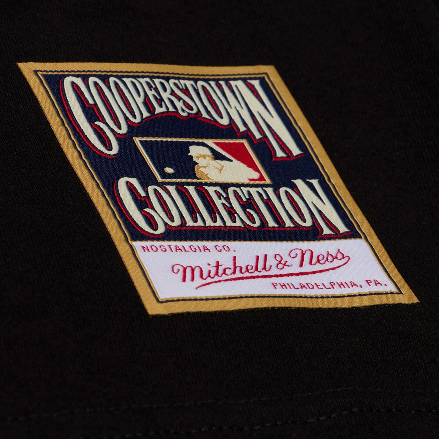Mitchell  Ness Derek Jeter New York Yankees Legendary Collage Player T-Shirt - view number 3