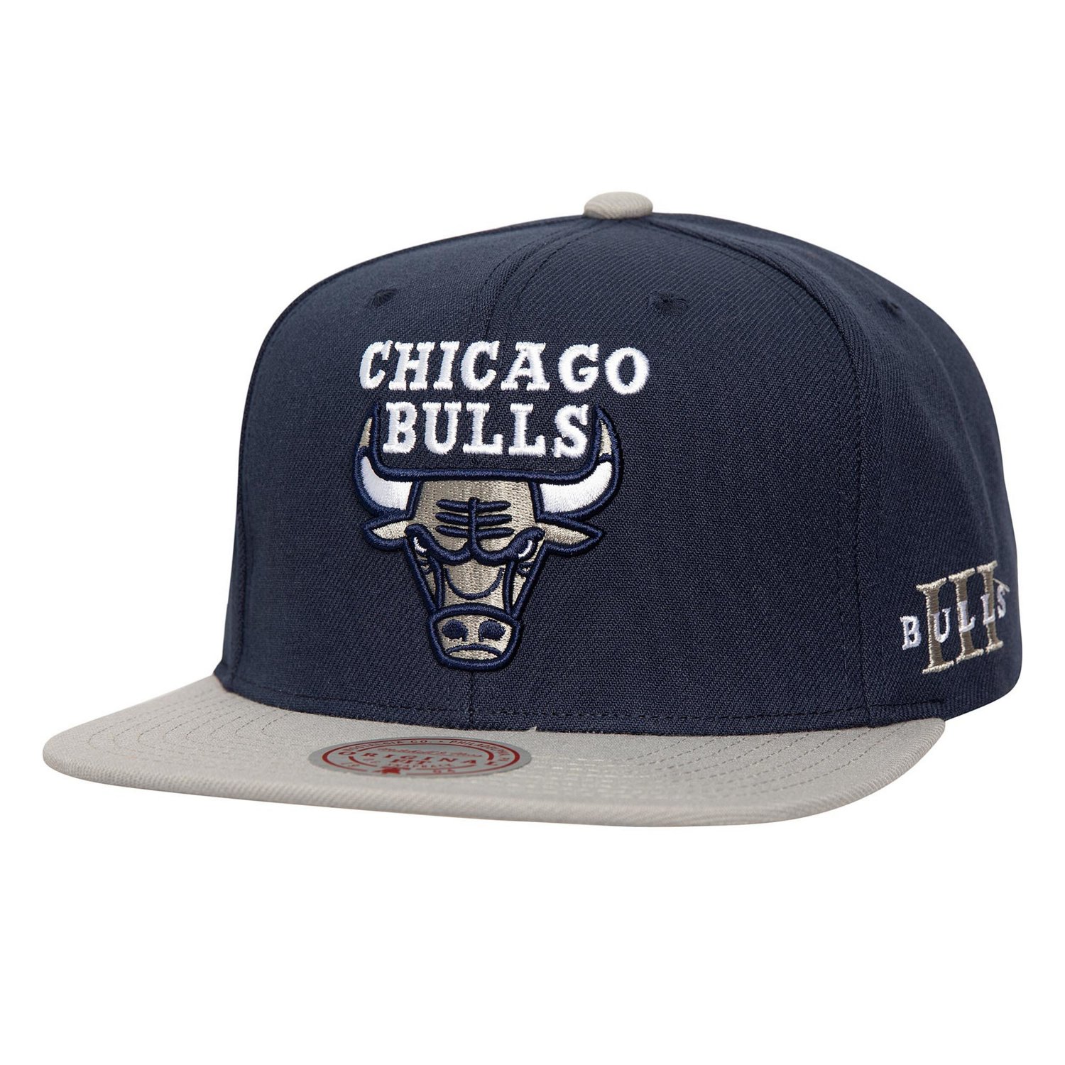 Mitchell  Ness /Gray Chicago Bulls Core III Snapback Hat