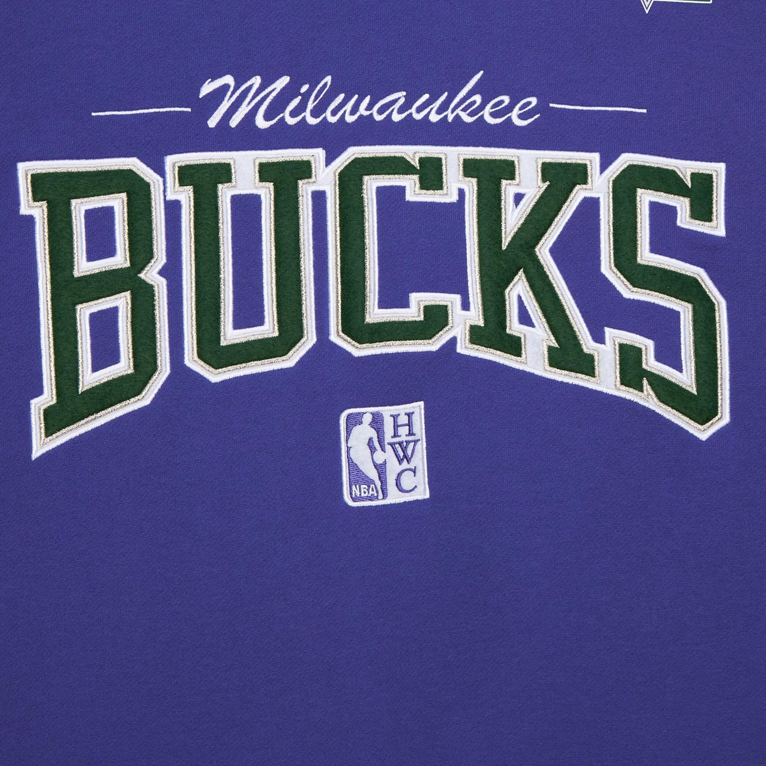 Mitchell  Ness Milwaukee Bucks Hardwood Classics There  Back 20 Vintage Pullover Sweatshirt - view number 4