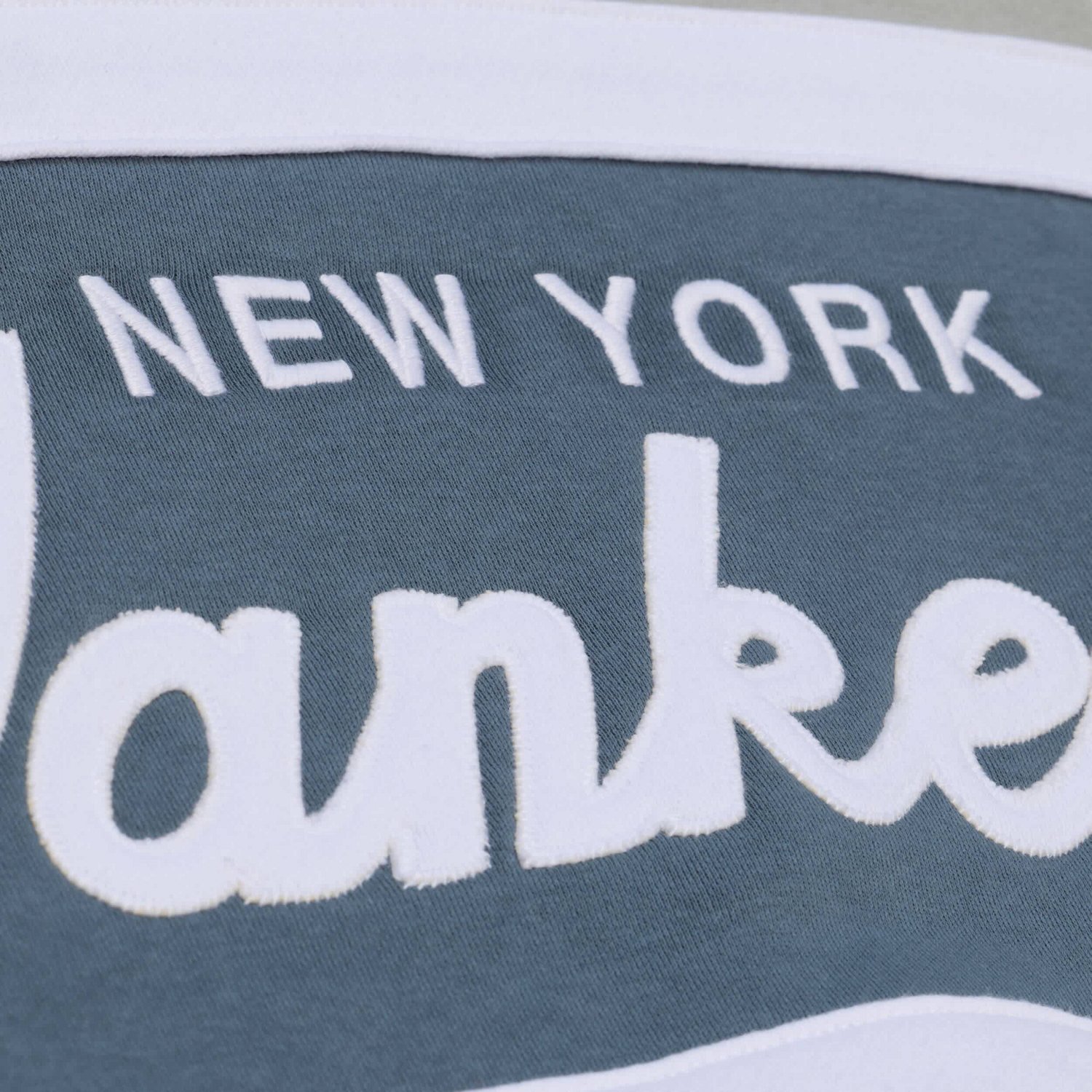 Mitchell  Ness New York Yankees Cooperstown Collection Thunderstorm Head Coach Hoodie - view number 3