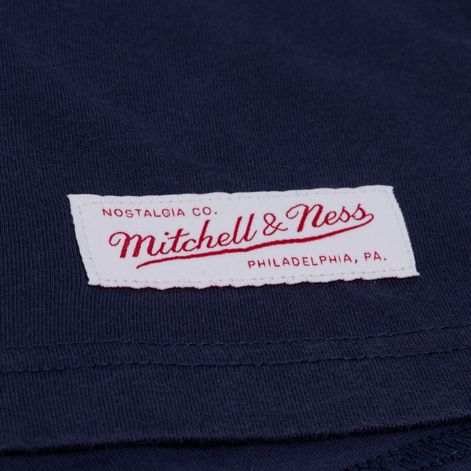 Mitchell  Ness New York Yankees Core Essentials T-Shirt - view number 3