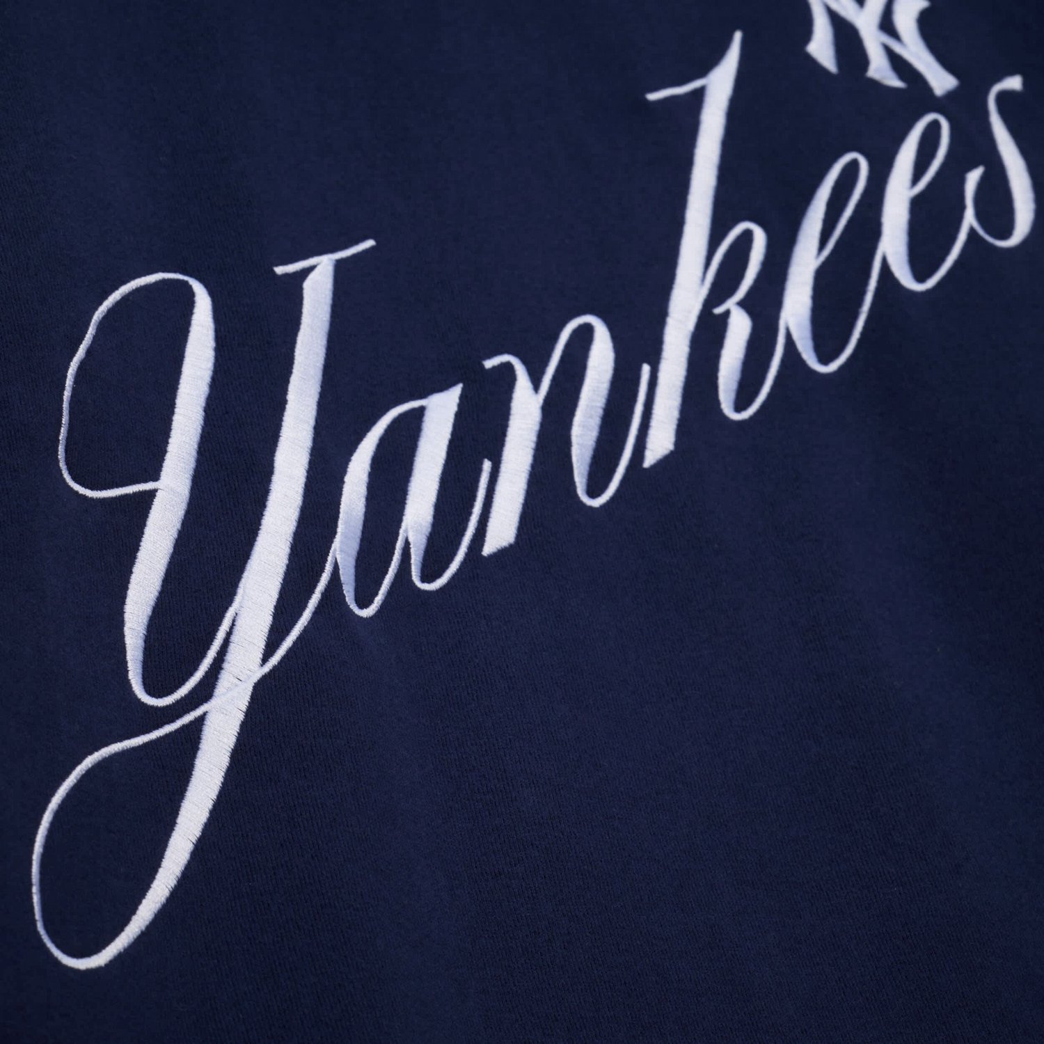 Mitchell  Ness New York Yankees Script Sweatshirt