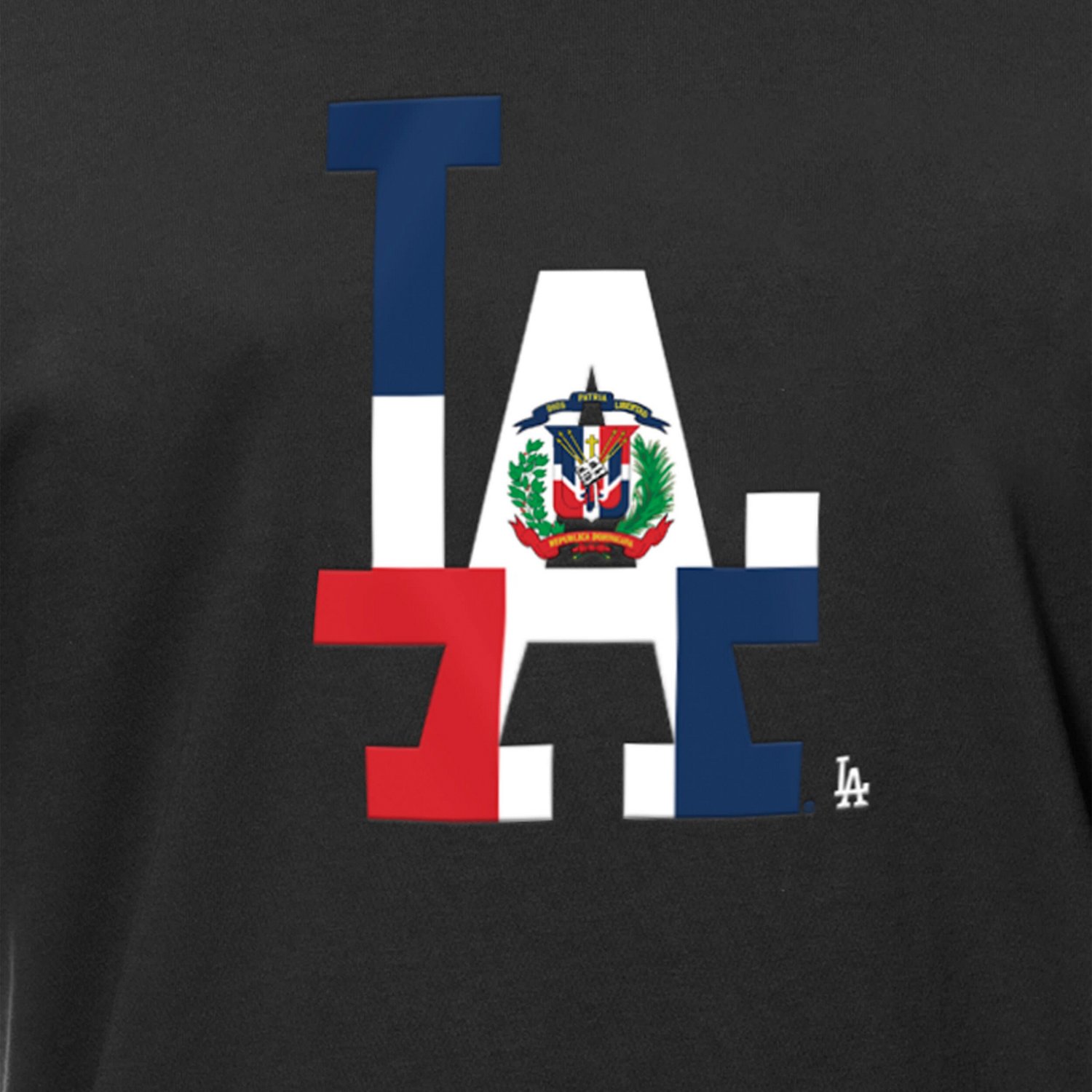New Era Los Angeles Dodgers Dominican Republic Flag Logo T-Shirt - view number 4