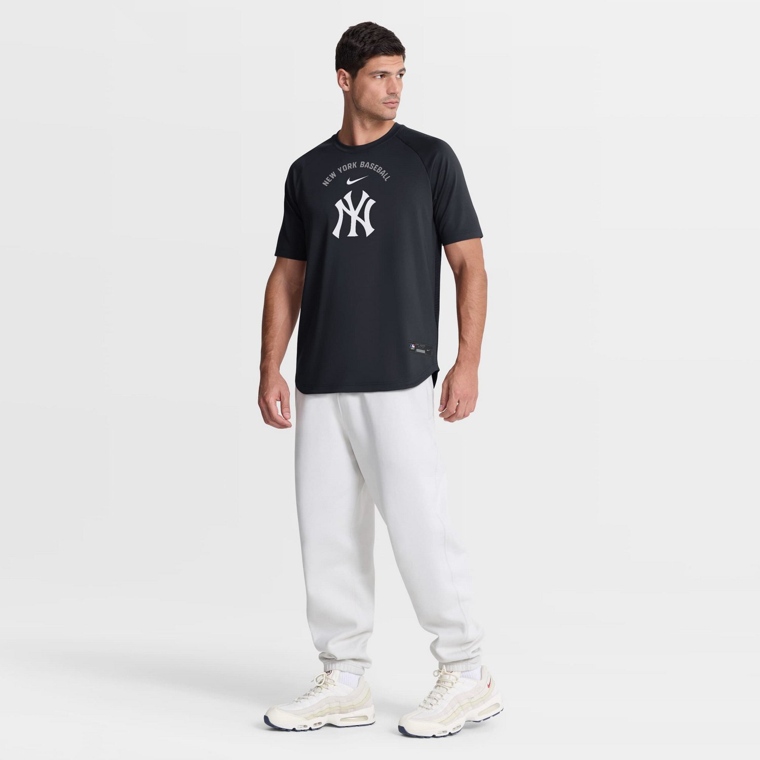 Nike New York Yankees Authentic Collection Batting Practice Pre-Game Raglan Dri-FIT Top - view number 3