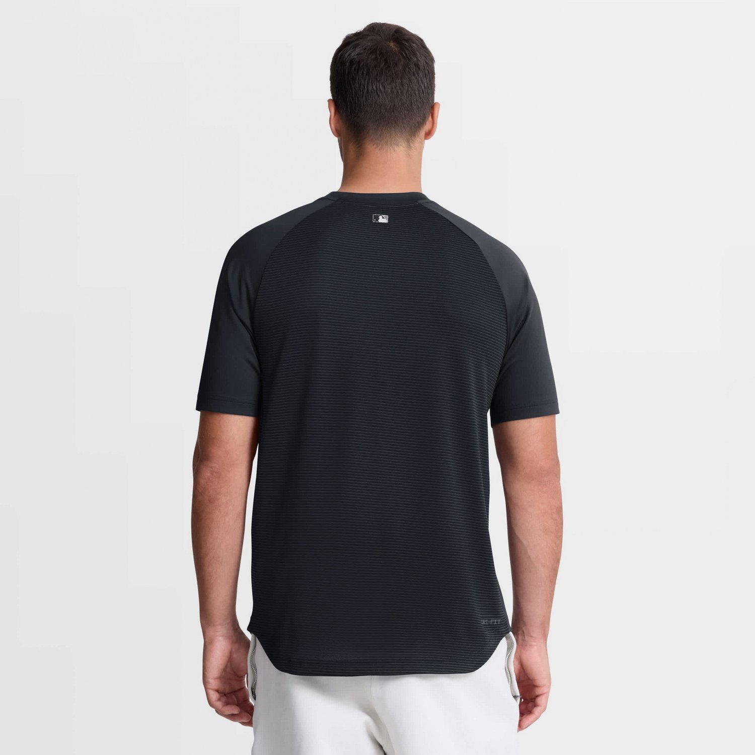 Nike New York Yankees Authentic Collection Batting Practice Pre-Game Raglan Dri-FIT Top - view number 2