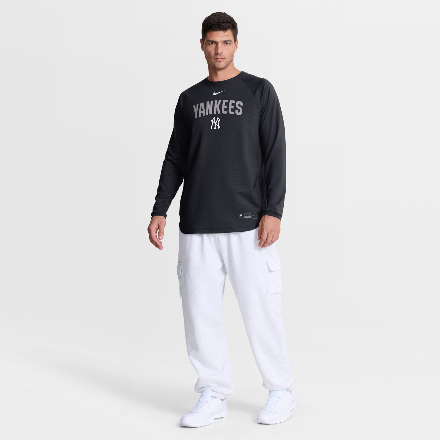 Nike New York Yankees Authentic Collection Raglan Dri-FIT Sweatshirt