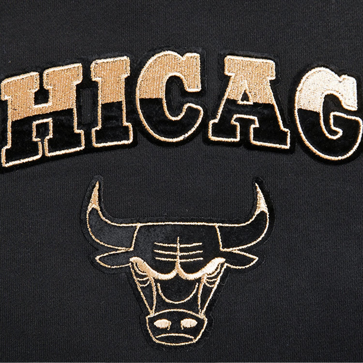 Pro Standard Chicago Bulls Glam Cropped Pullover Sweatshirt