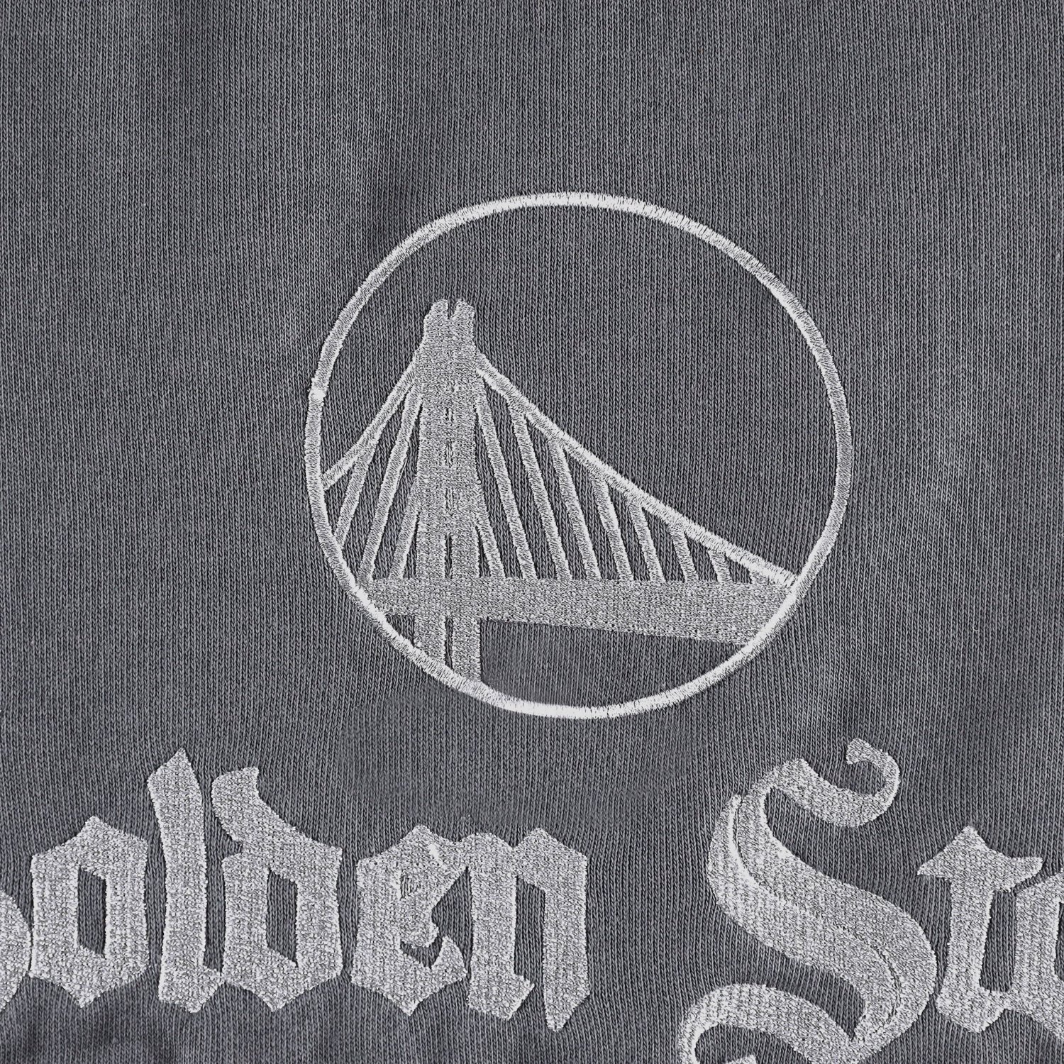 The Wild Collective Golden State Warriors Embroidered Fleece Raglan Short Sleeve Pullover Sweatshirt - view number 4