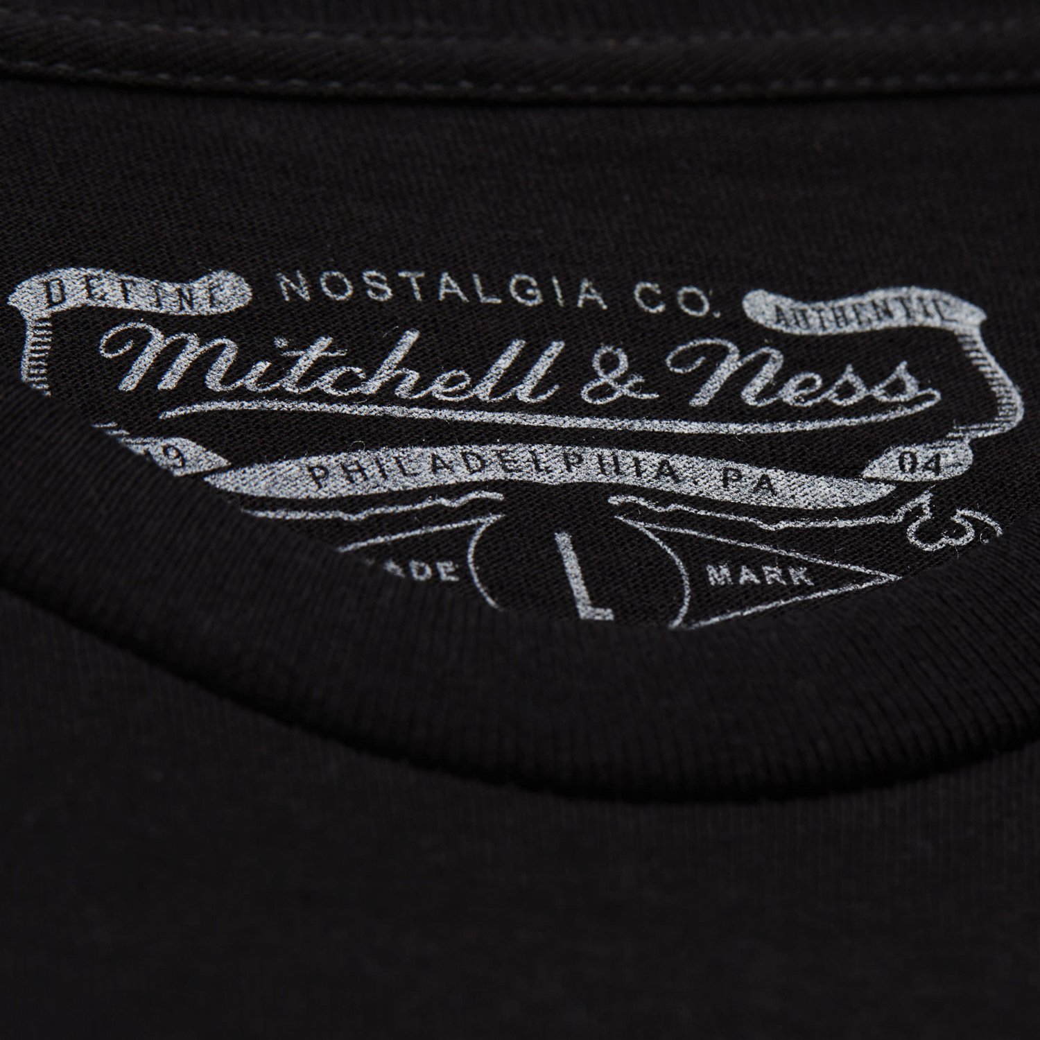 Unisex Mitchell  Ness Devin Booker NBA Real Big Face Player T-Shirt - view number 4