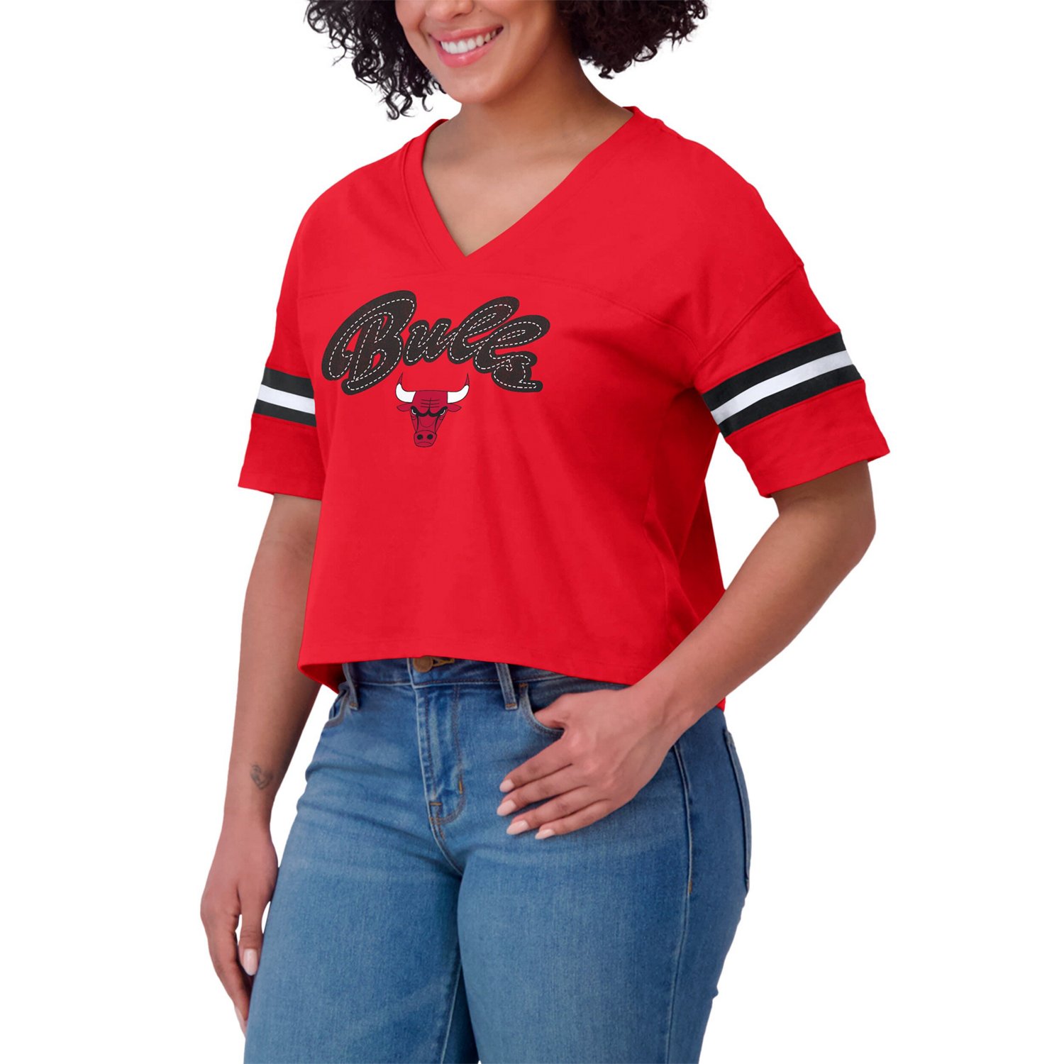 WEAR by Erin Andrews Chicago Bulls Color Block Boxy V-Neck T-Shirt - view number 4