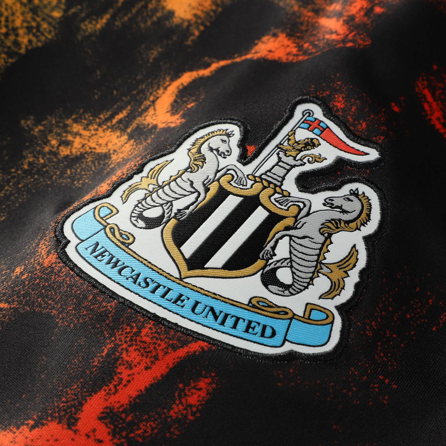 adidas Newcastle United 2025 26 AEROREADY Pre-Match Top - view number 4