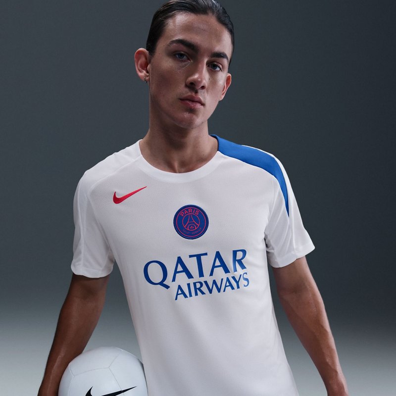 Nike Paris Saint-Ge… - image