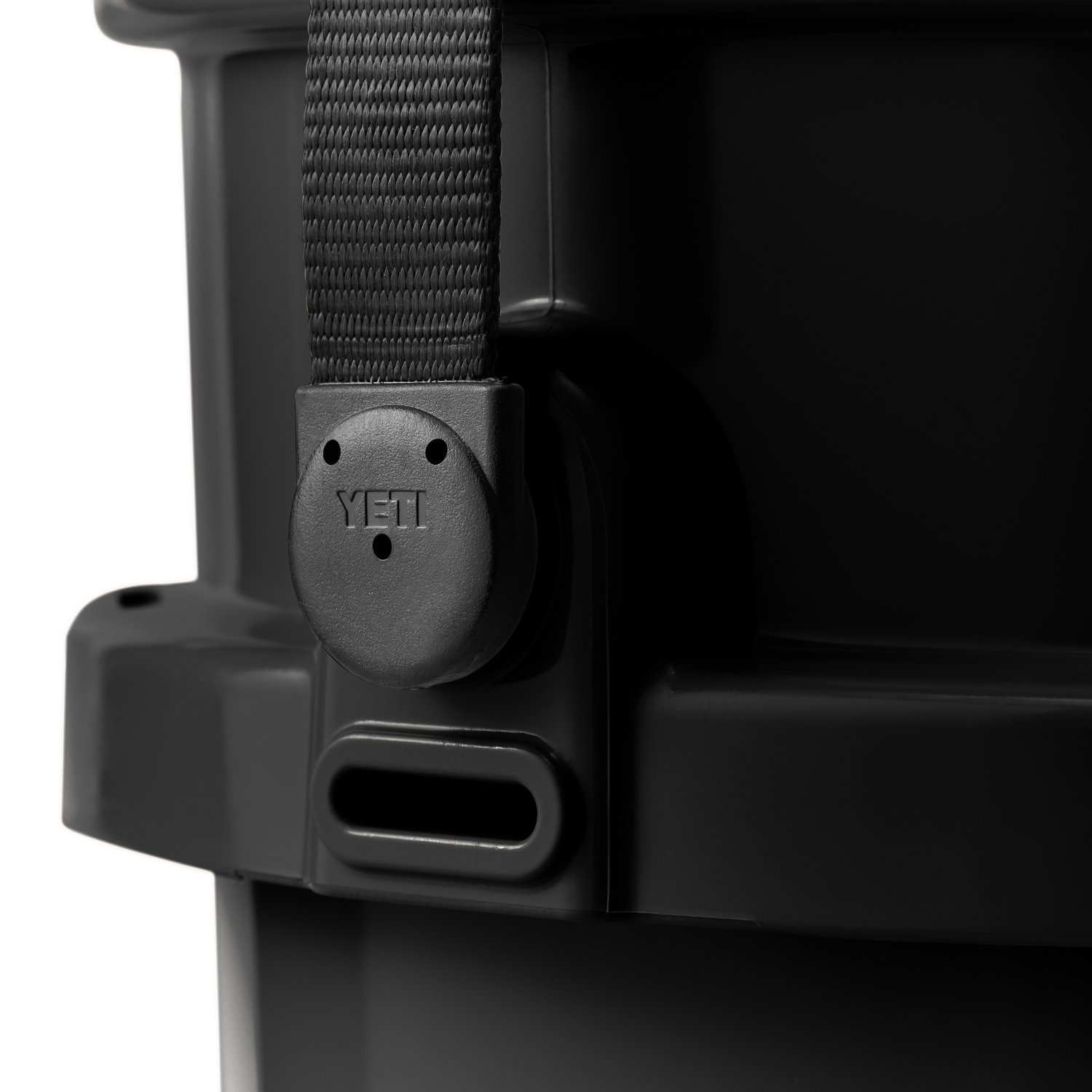 YETI LoadOut Bucket                                                                                                              - view number 4