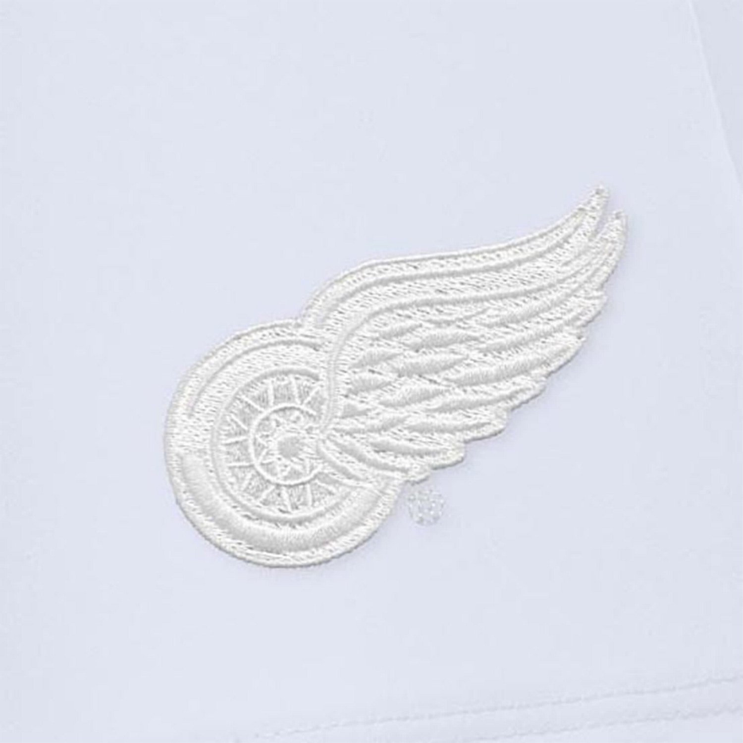 Antigua Powder Detroit Red Wings White Logo Chip Skort - view number 2