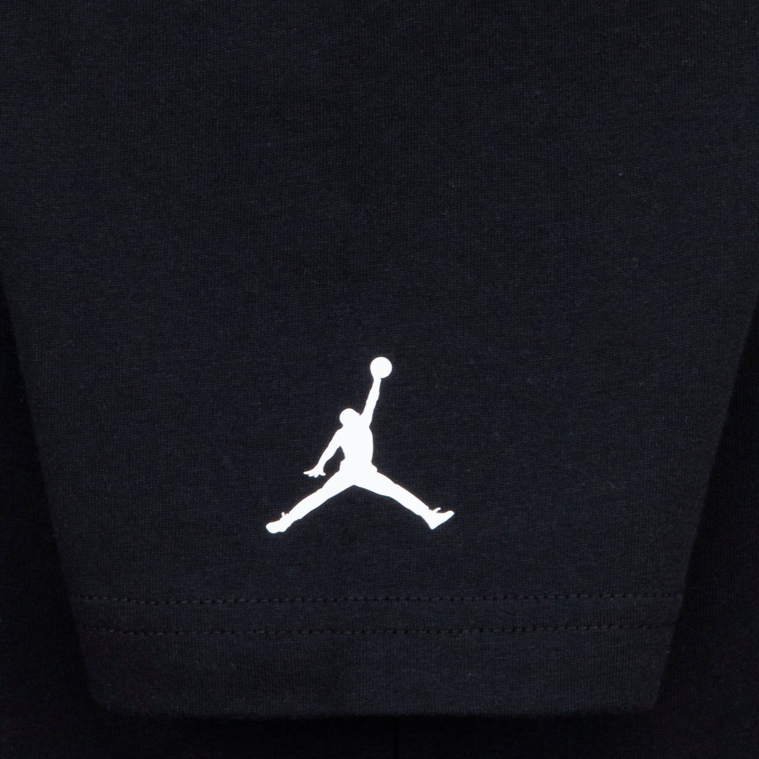 Jordan Boys' Logo Tee - view number 4