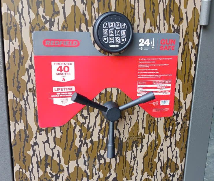 Redfield 24 + 5 Camo Gun Safe - view number 3