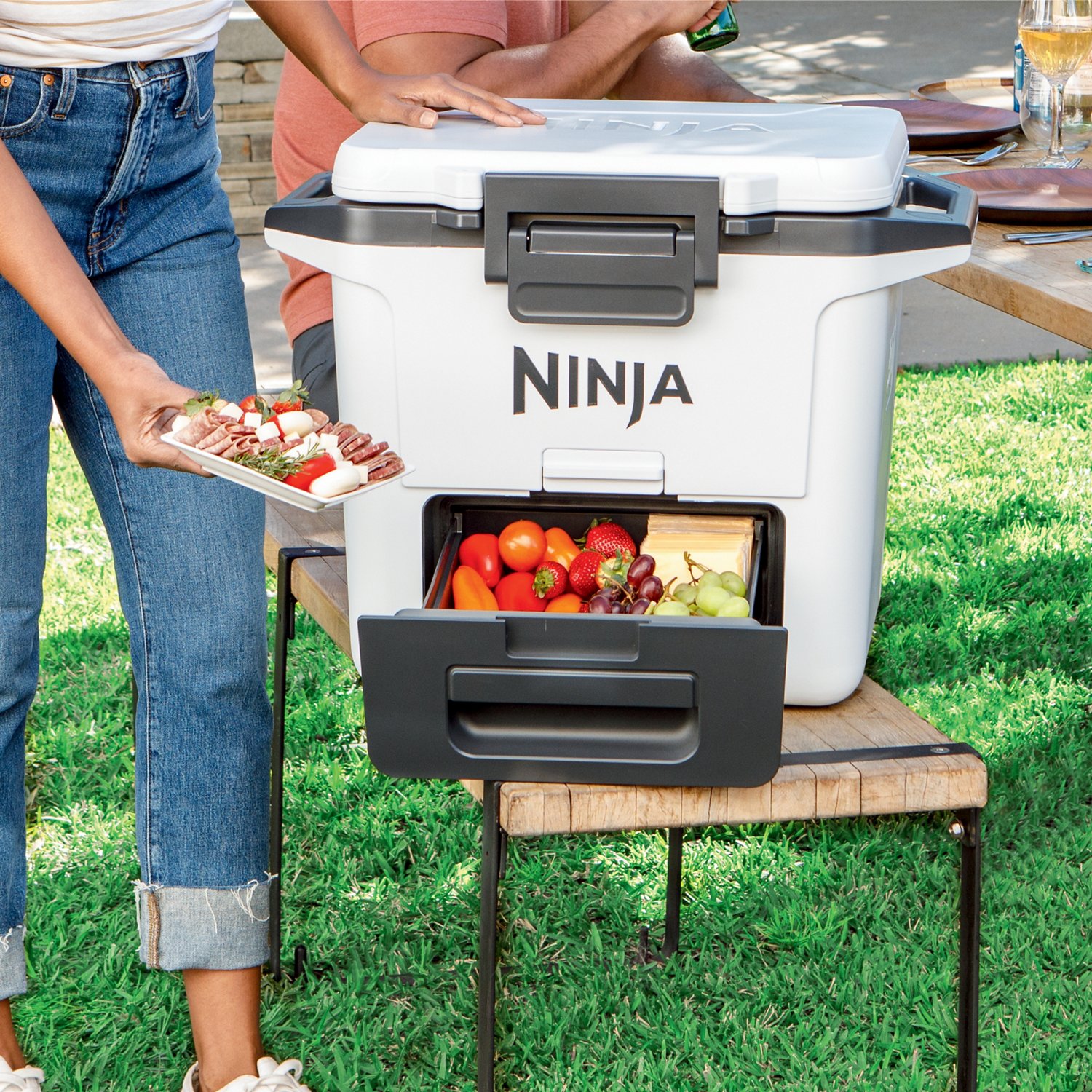 Ninja FrostVault 30qt Hard Cooler with Dry Zone                                                                                  - view number 6