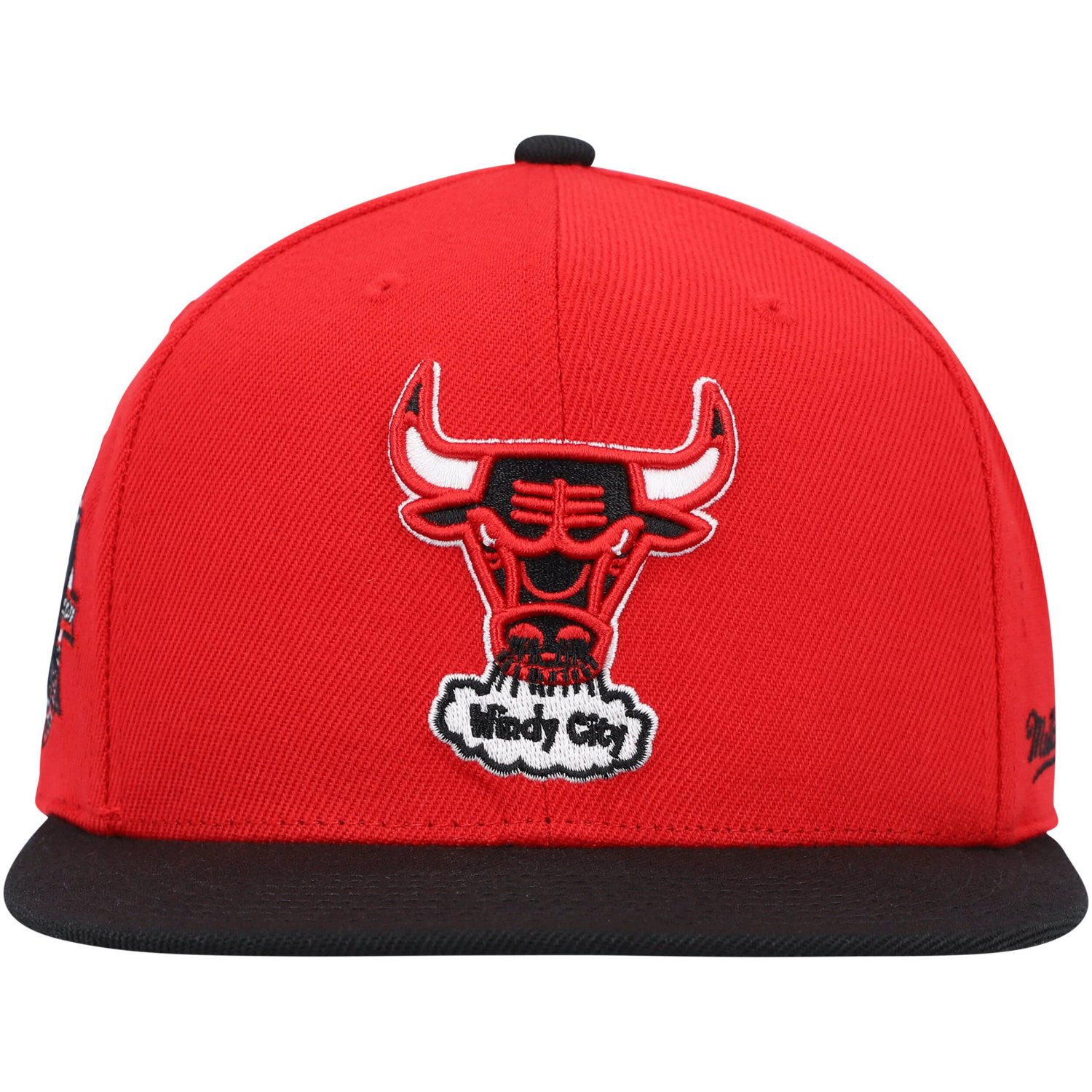 Mitchell  Ness /Black Chicago Bulls Hardwood Classics Team Side Fitted Hat - view number 2