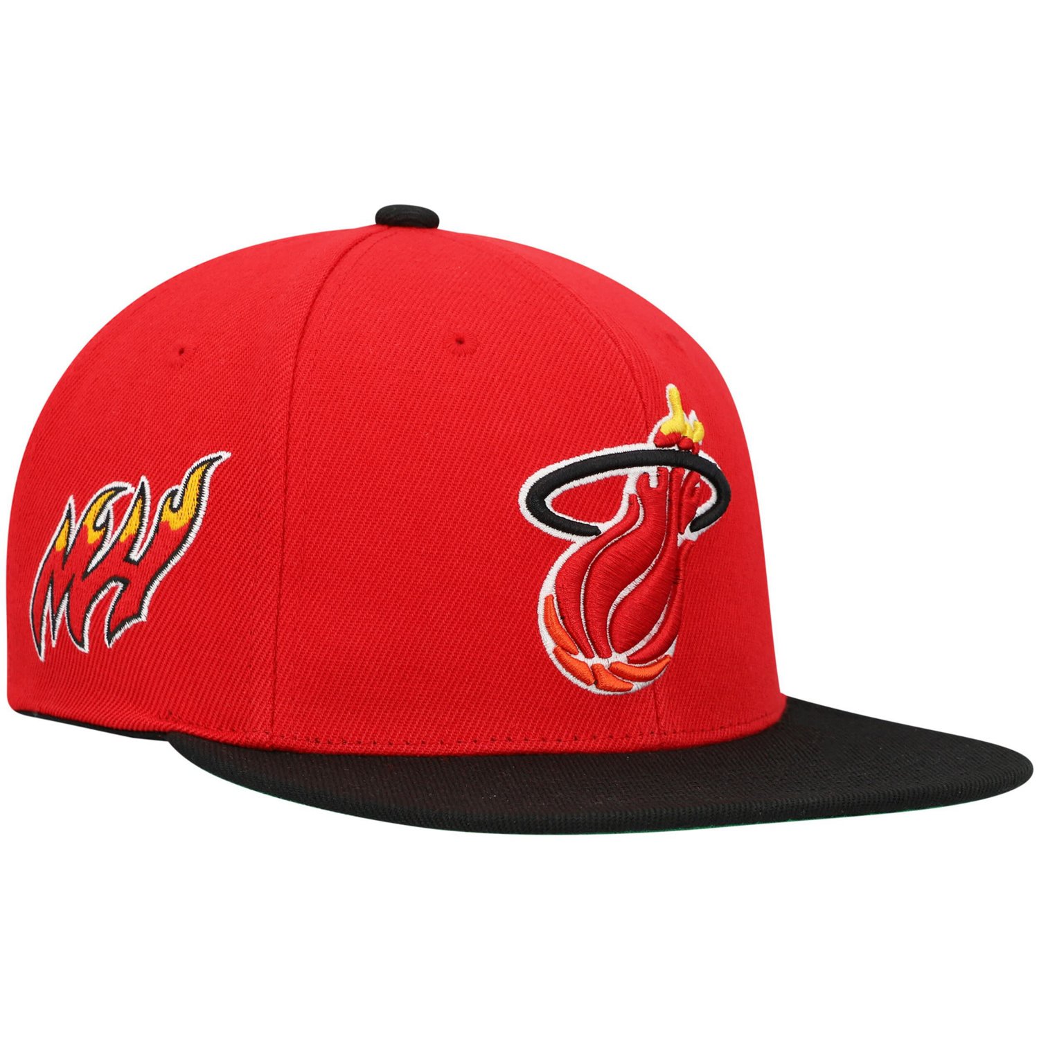 Mitchell  Ness /Black Miami Heat Hardwood Classics Snapback Hat