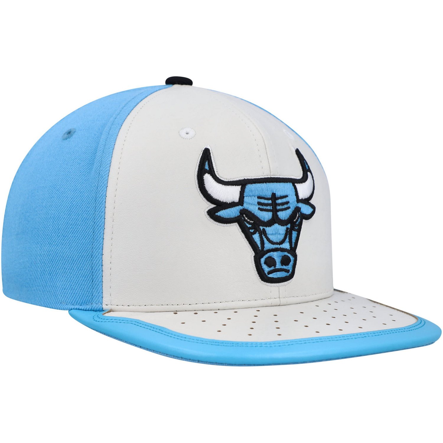 Mitchell  Ness /Light Blue Chicago Bulls Day One Snapback Hat                                                                    - view number 3