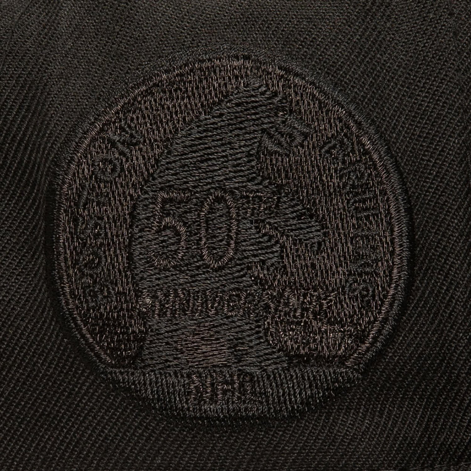 Mitchell  Ness Boston Bruins Soul Strike Pearl Tonal Snapback Hat - view number 3