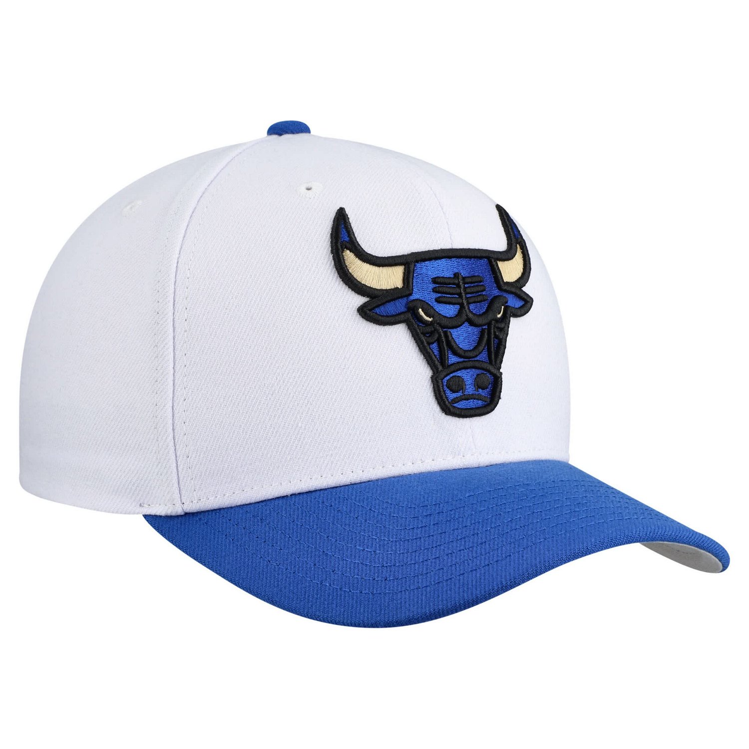 Mitchell  Ness Chicago Bulls Core Pro Crown Adjustable Hat - view number 3