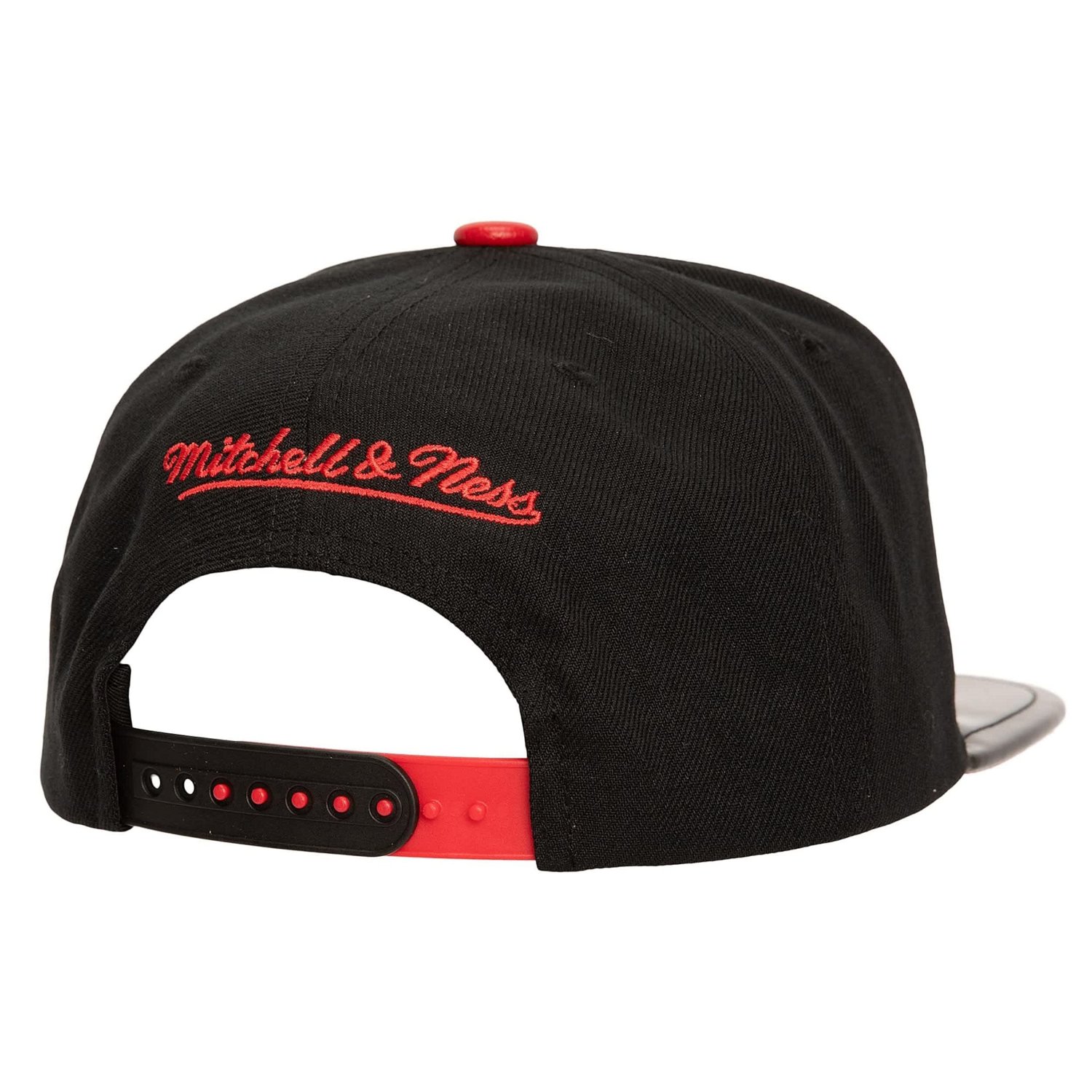 Mitchell  Ness Chicago Bulls Day 11 Snapback Hat - view number 2