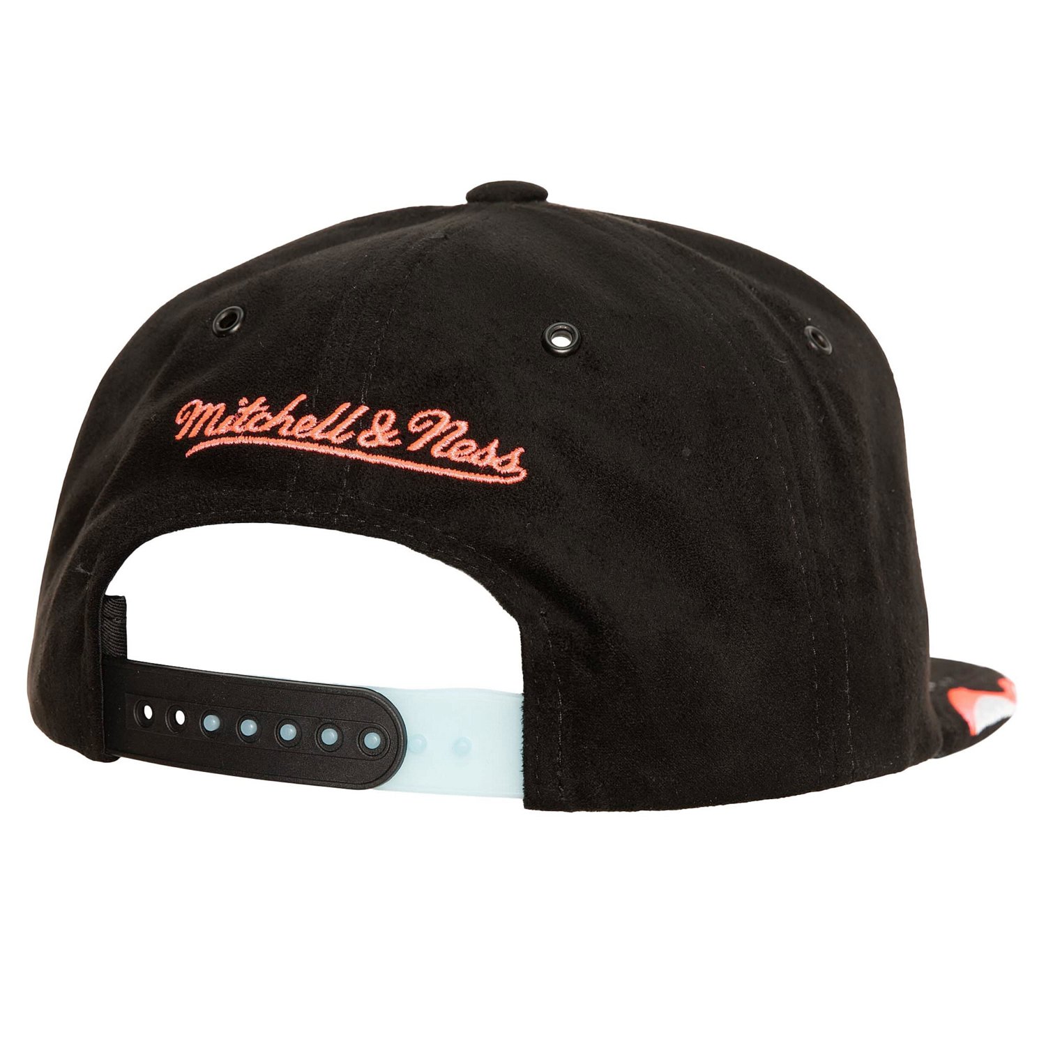 Mitchell  Ness Chicago Bulls Day 6 Snapback Hat - view number 2