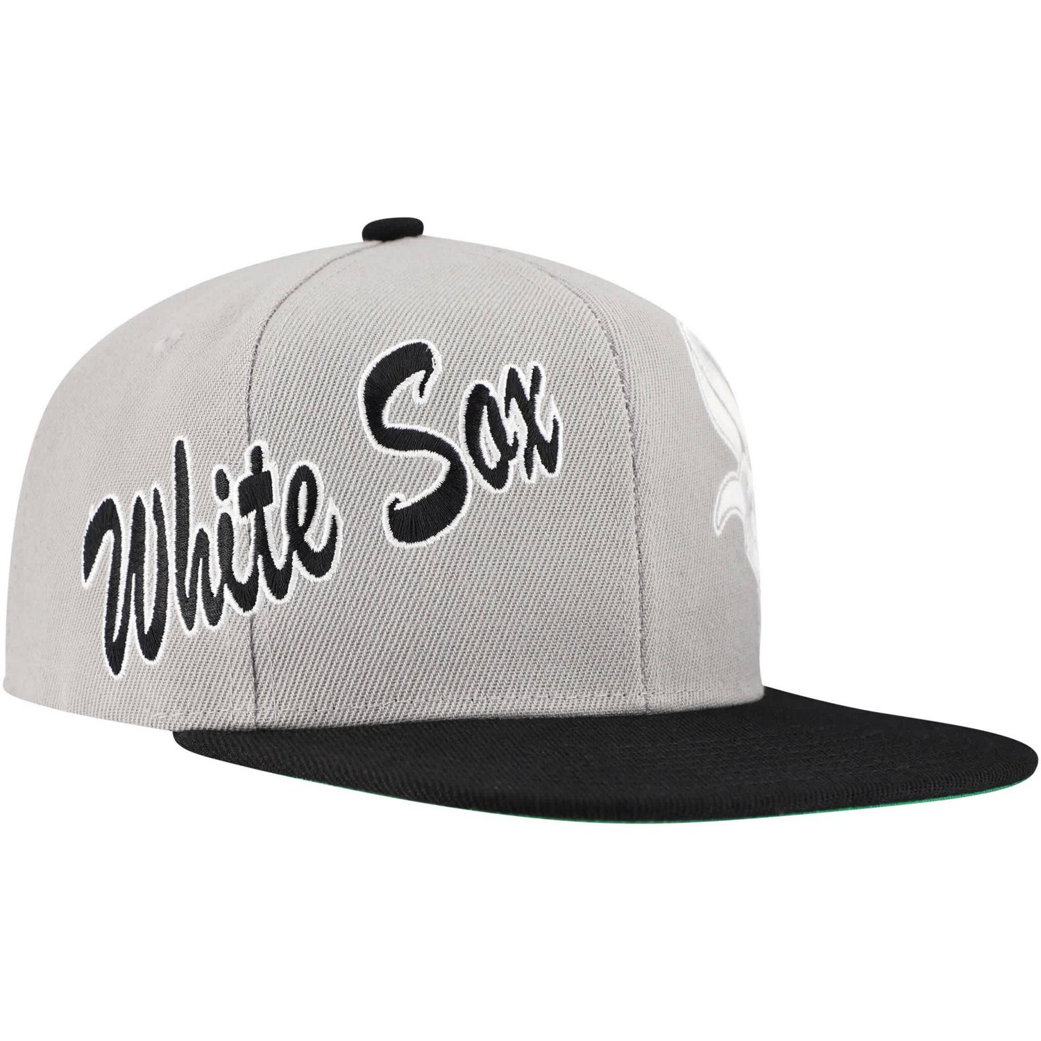 Mitchell  Ness Chicago Sox Knock Out Panel Snapback Hat