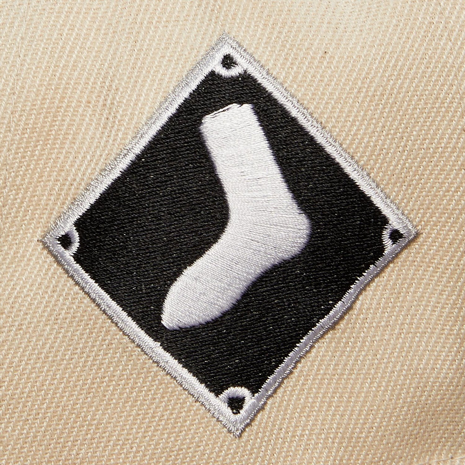 Mitchell  Ness Chicago White Sox Cooperstown Collection Speed Zone Snapback Hat