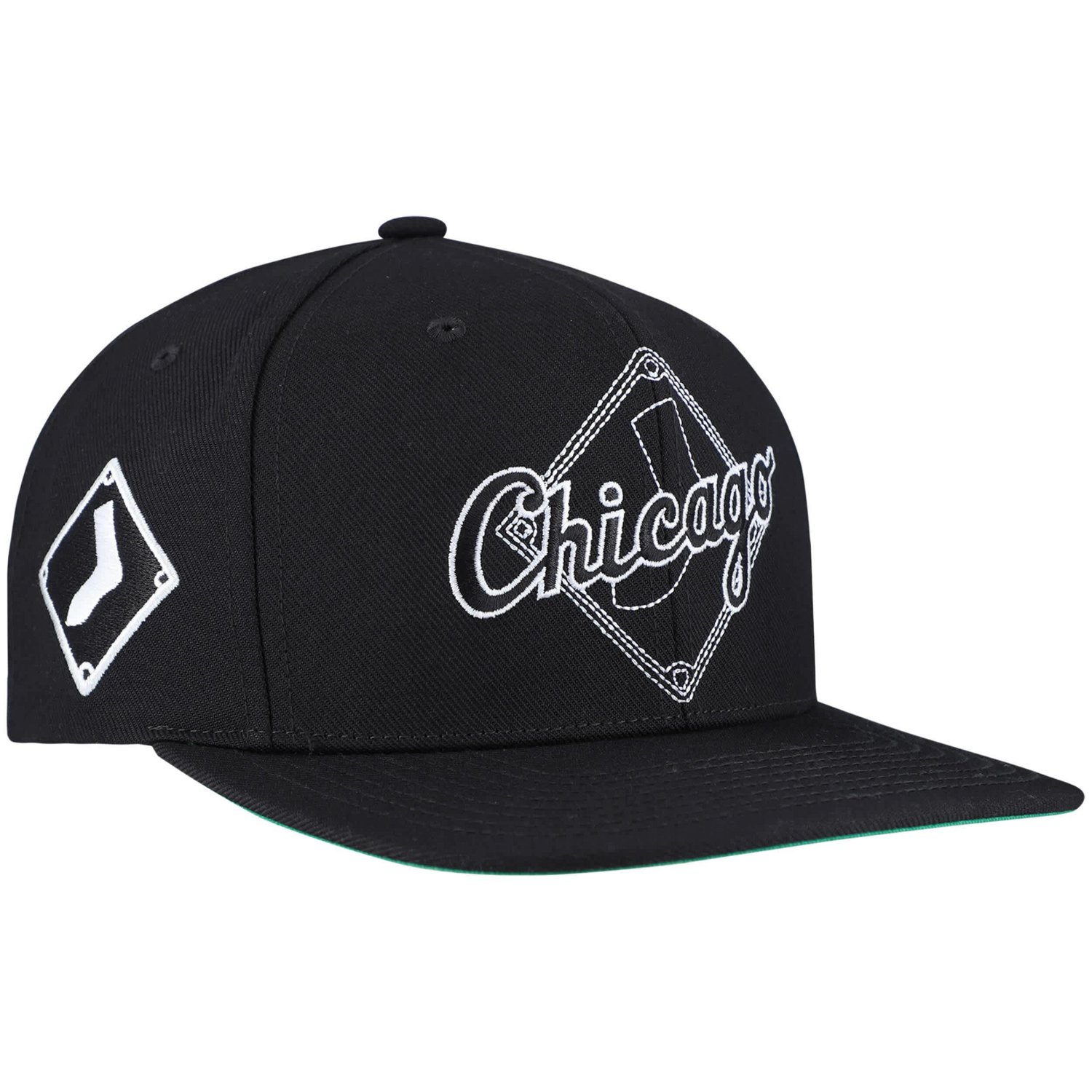 Mitchell  Ness Chicago White Sox Double Up Snapback Hat
