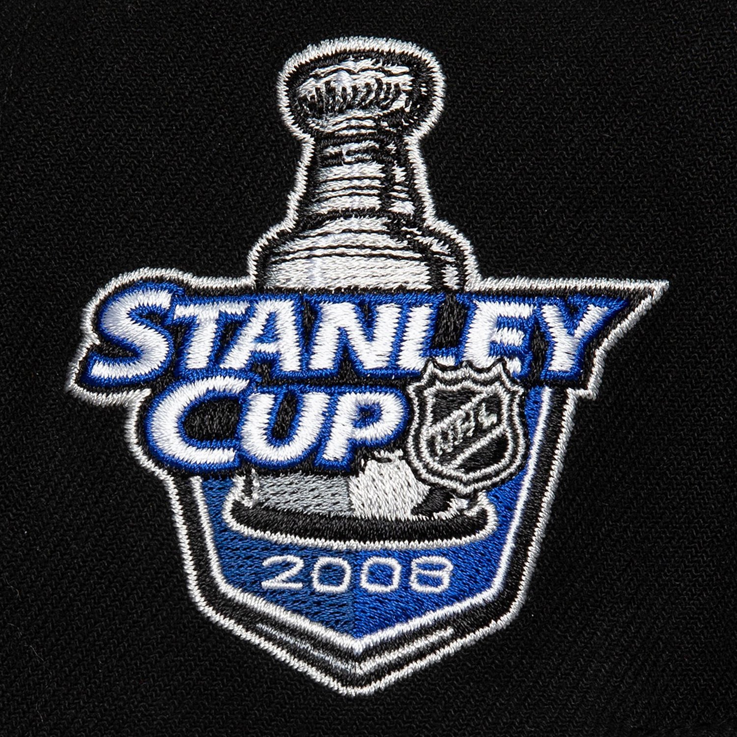 Mitchell  Ness Detroit Red Wings Core Top Spot Snapback Hat - view number 3