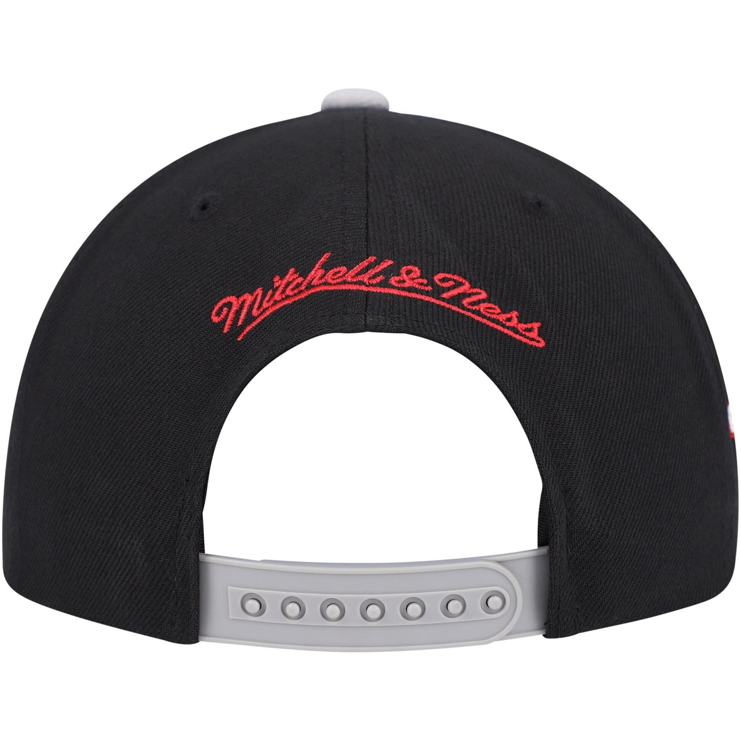 Mitchell  Ness Gray Chicago Bulls Core Snapback Hat - view number 4