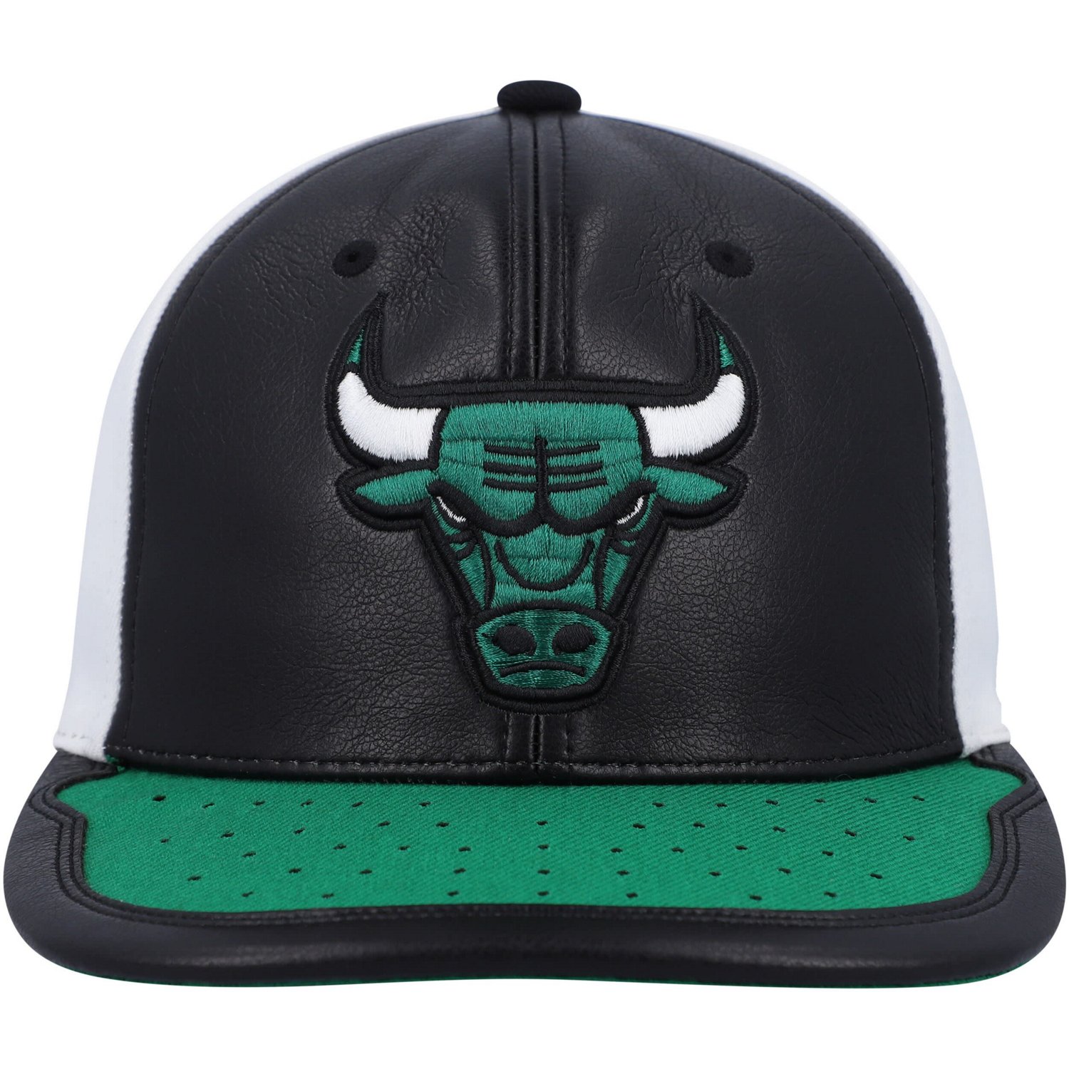 Mitchell  Ness Green Chicago Bulls Day One Snapback Hat - view number 2