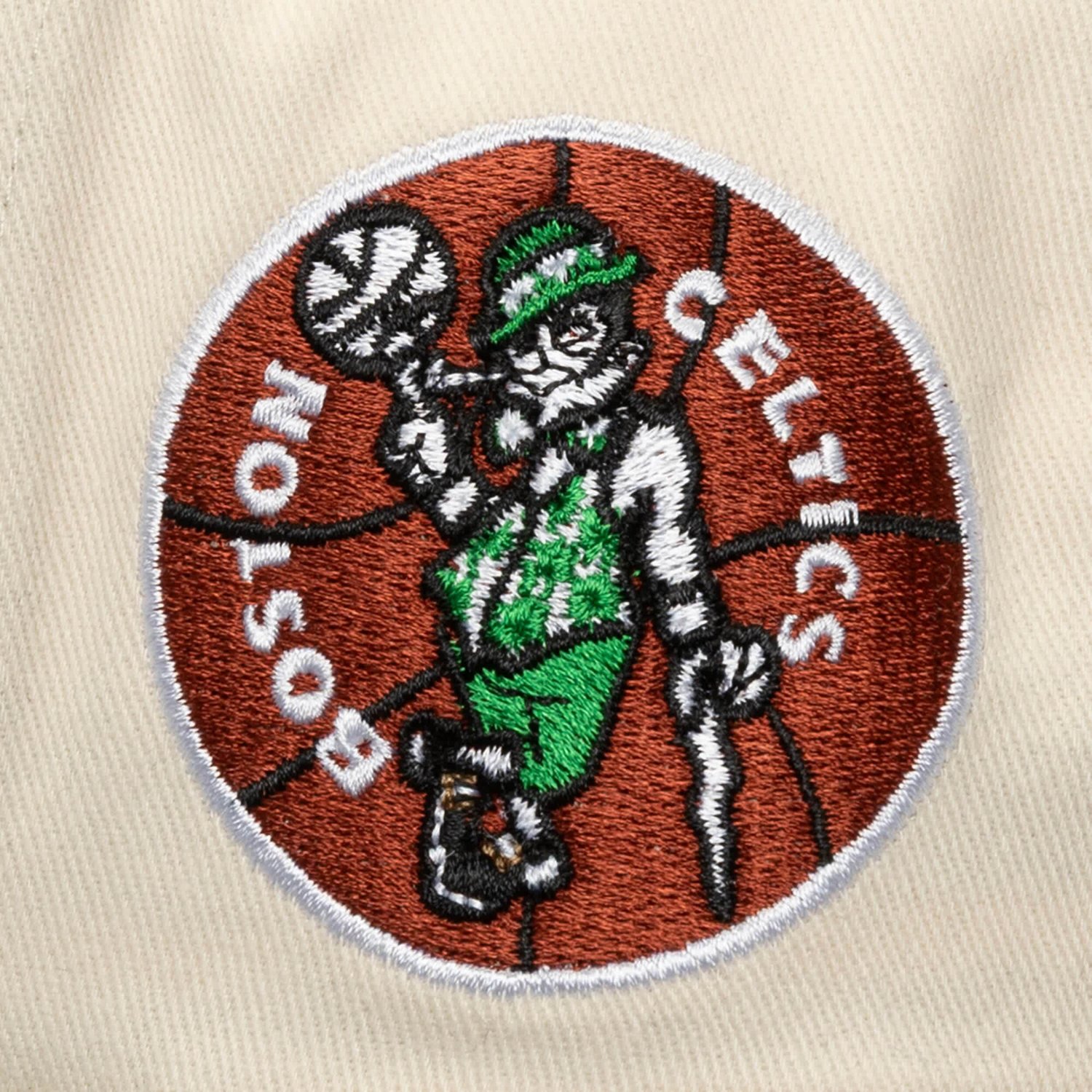 Mitchell  Ness Kelly Green Boston Celtics Soul Festival Staggered Zag Pro Pinch Snapback Hat - view number 3