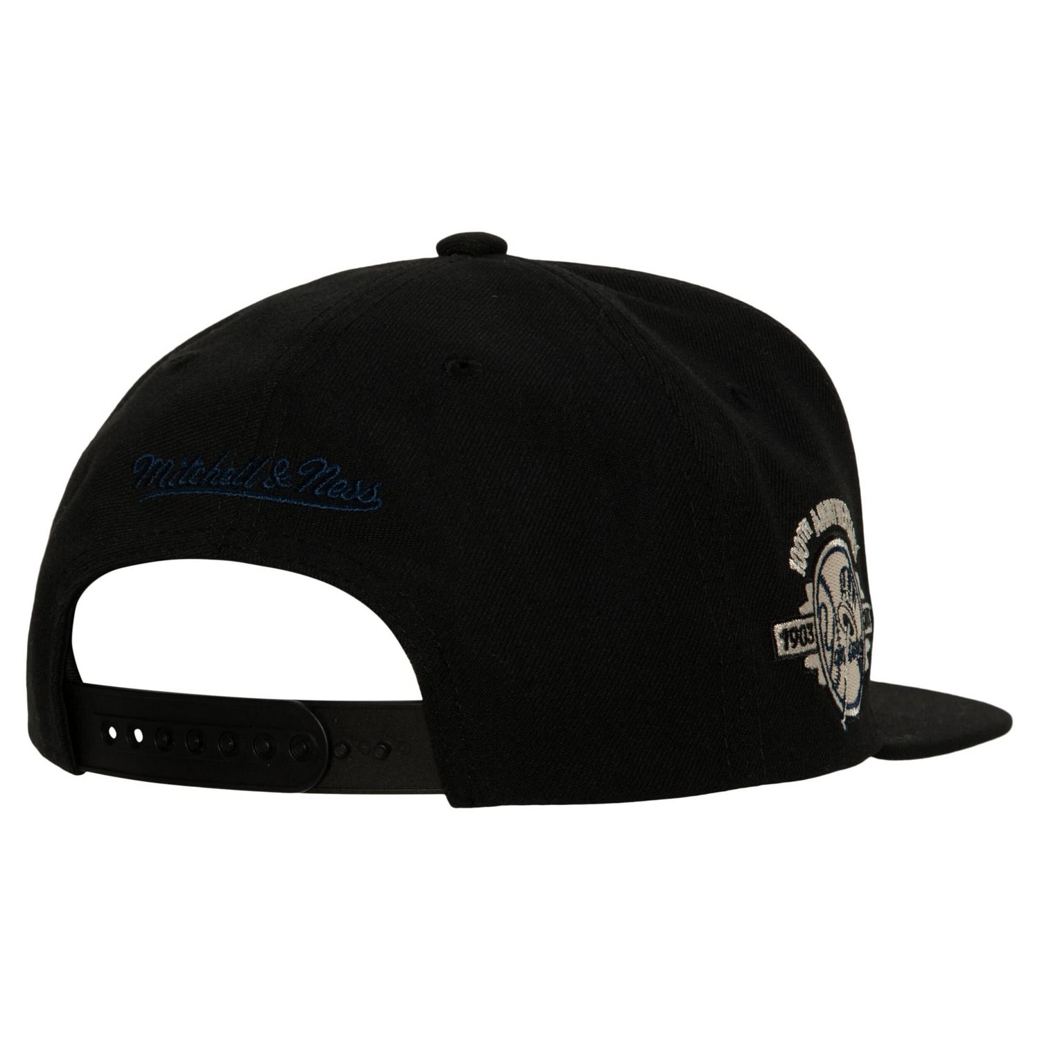 Mitchell  Ness New York Yankees Cooperstown Collection True Classics Snapback Hat