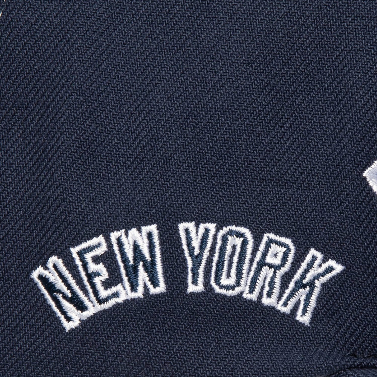 Mitchell  Ness New York Yankees Full Frontal Snapback Hat - view number 3